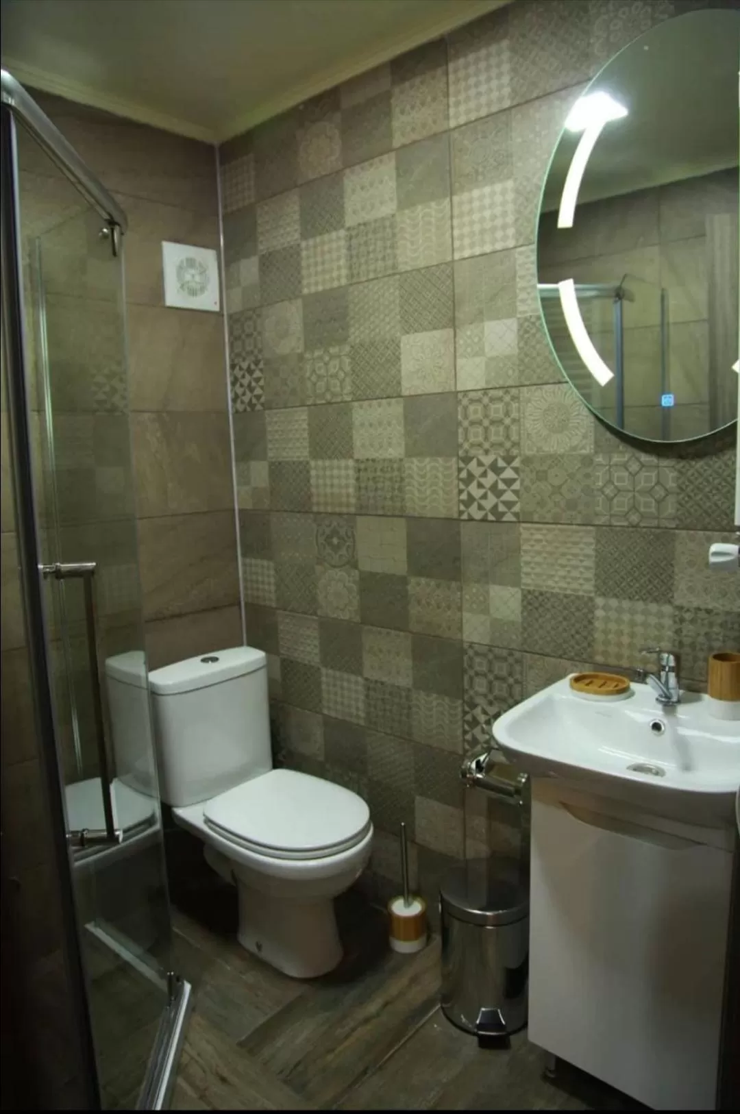 Toilet in Epic Meidan Hotel