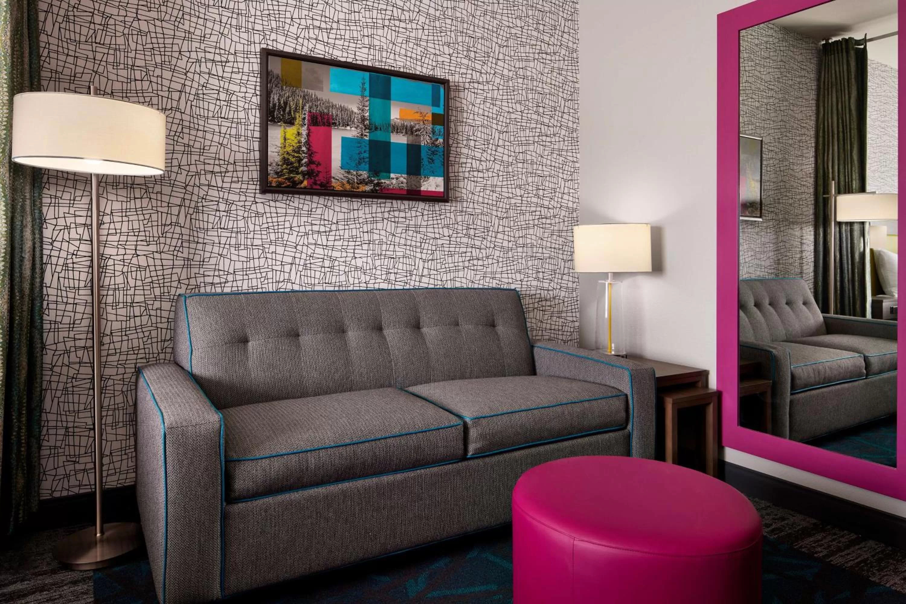 Living room in Home2 Suites By Hilton Bend, Or