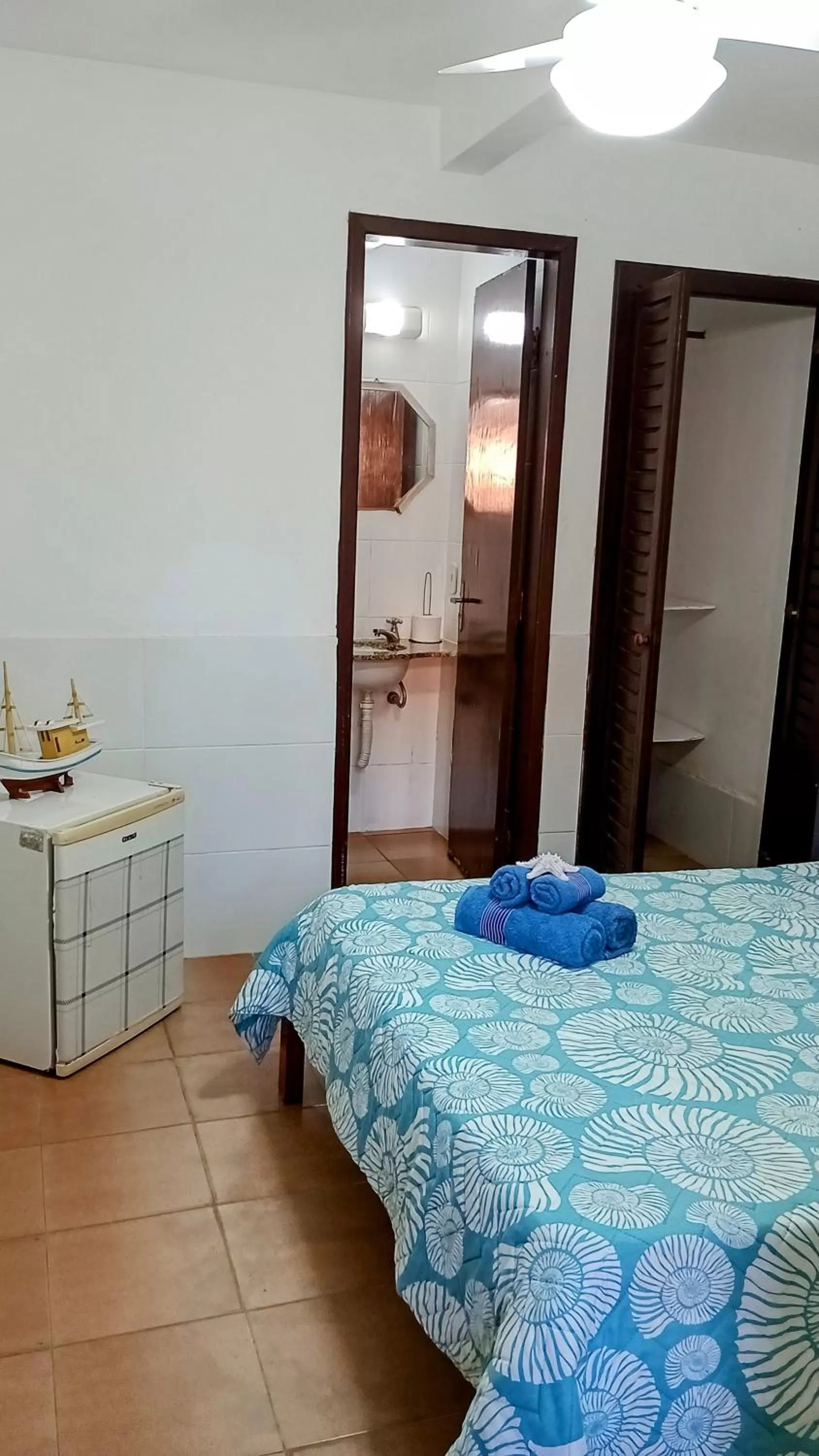 Bed in Hibiscos Pousada