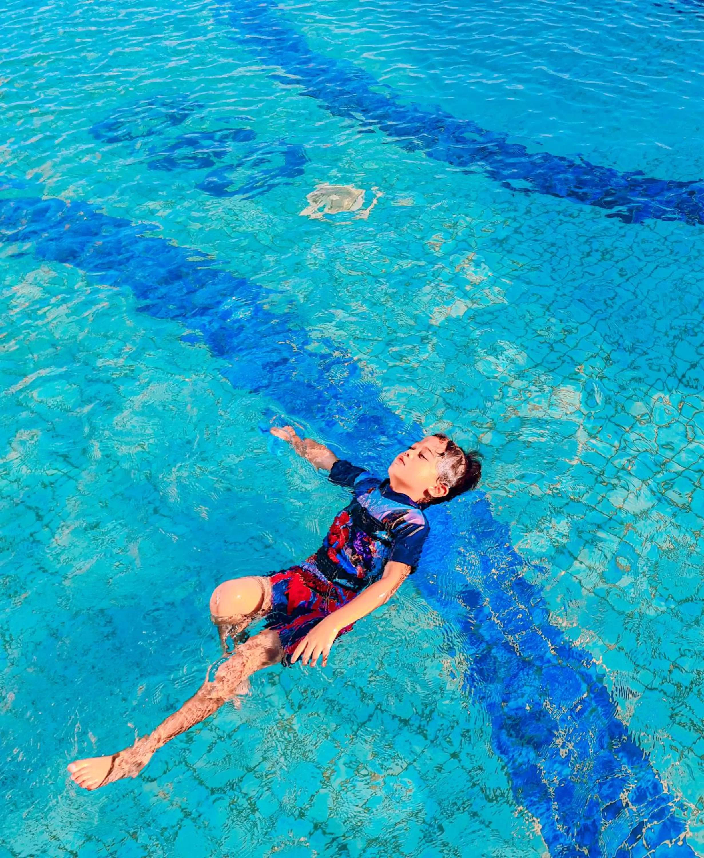 Swimming pool in Novotel Balikpapan