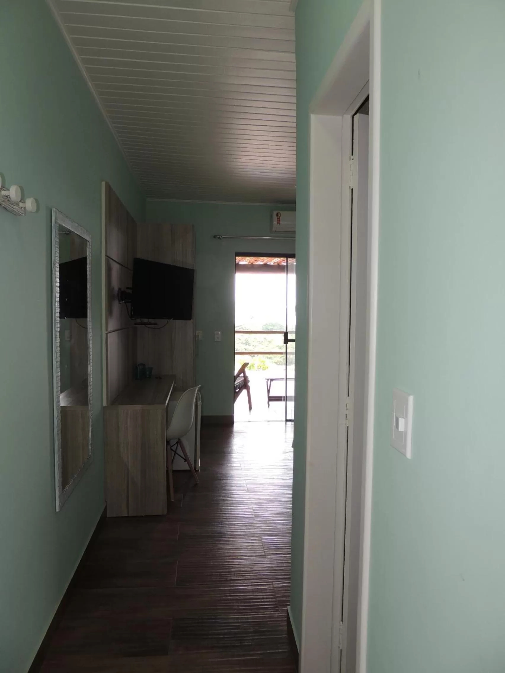 Bedroom, TV/Entertainment Center in Pousada Akaroa