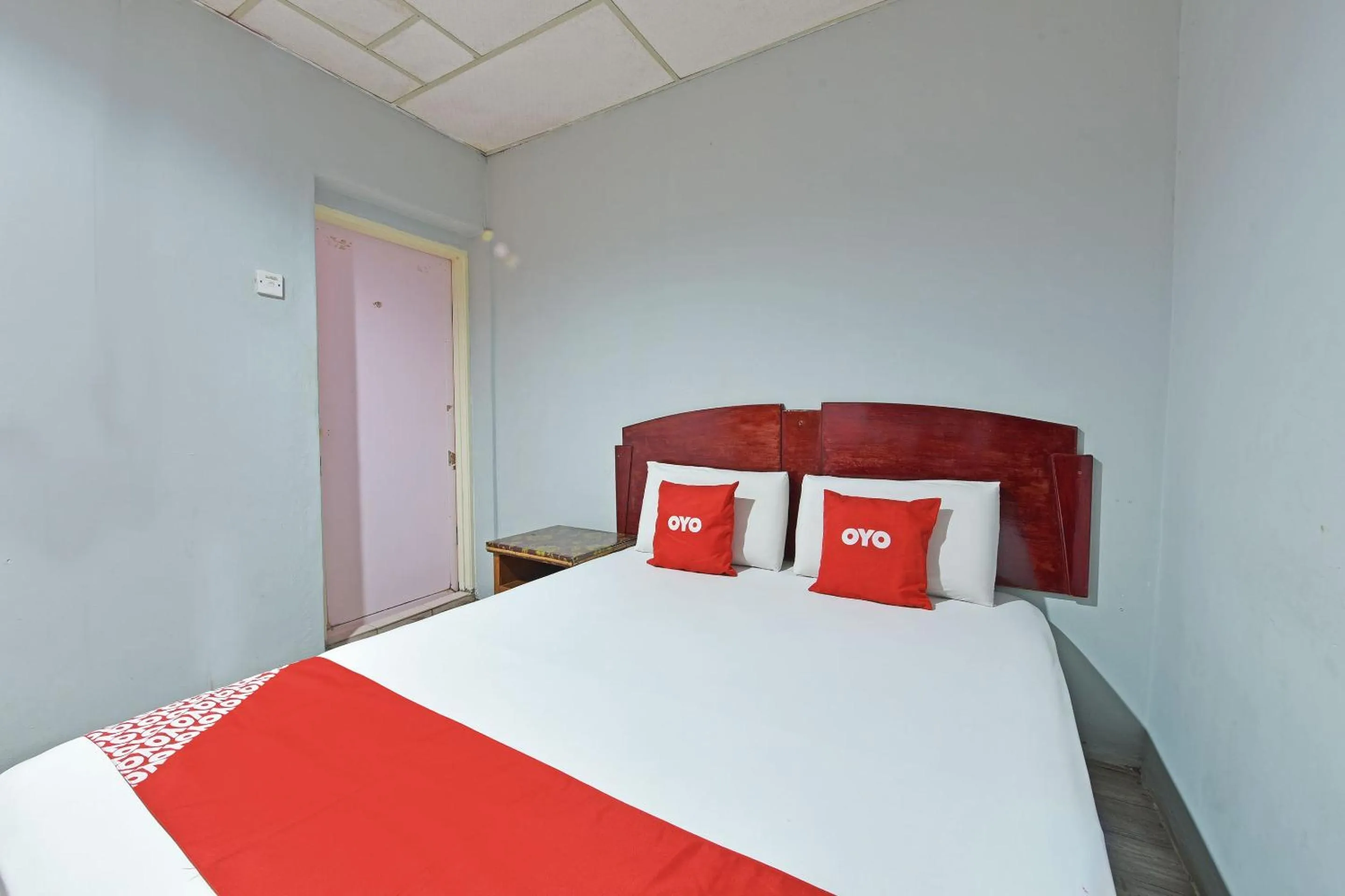 Bedroom, Bed in OYO 90846 Hotel Akasia