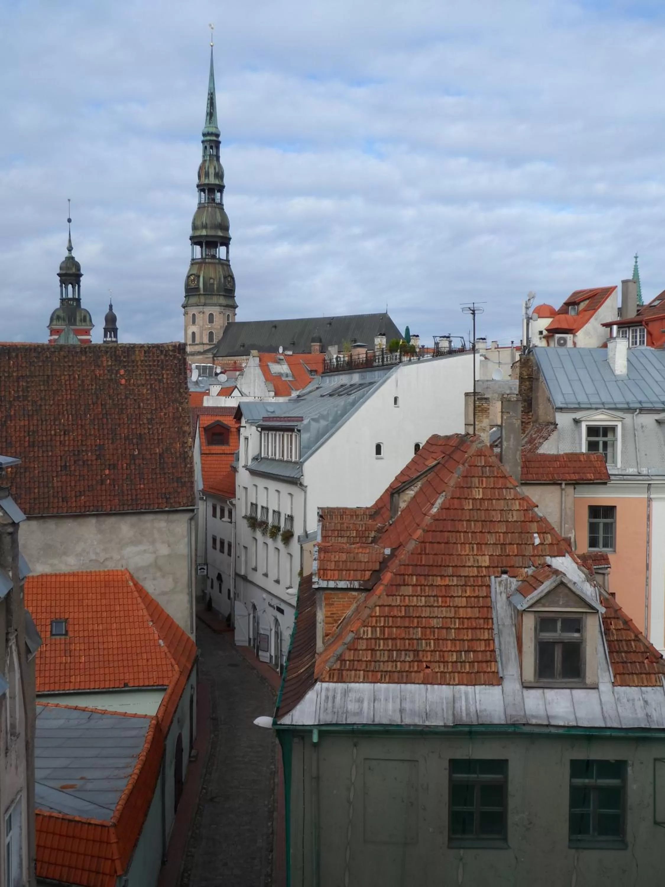 Area and facilities in Avalon Hotel & Conferences