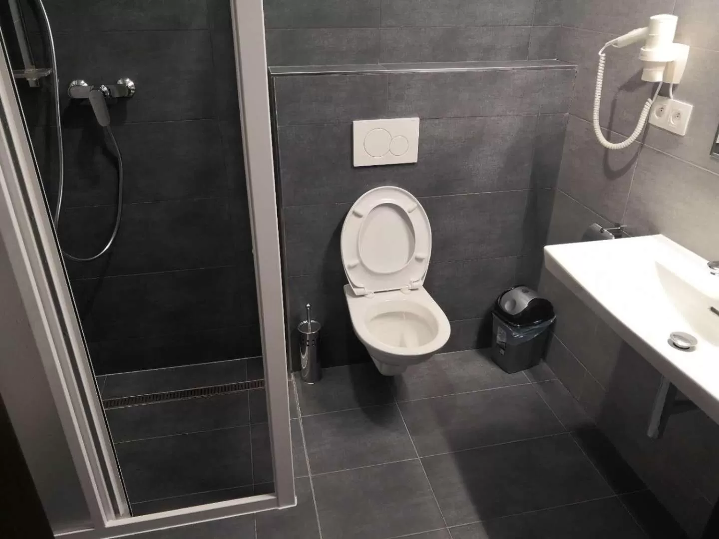 Bathroom in Sun-House Pension&Restaurant -ParkingFree-