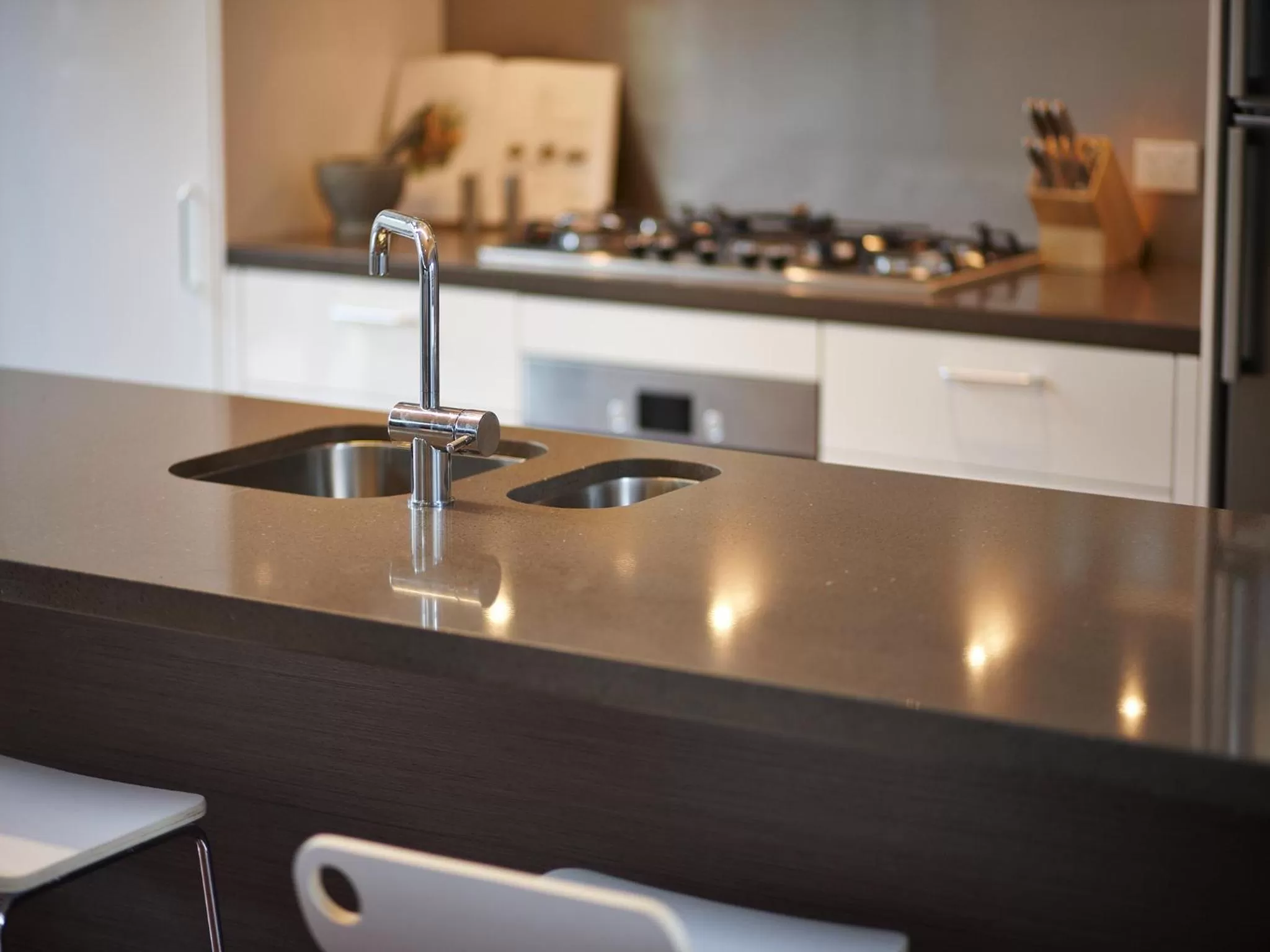 Kitchen or kitchenette, Kitchen/Kitchenette in Aqua Resort Busselton