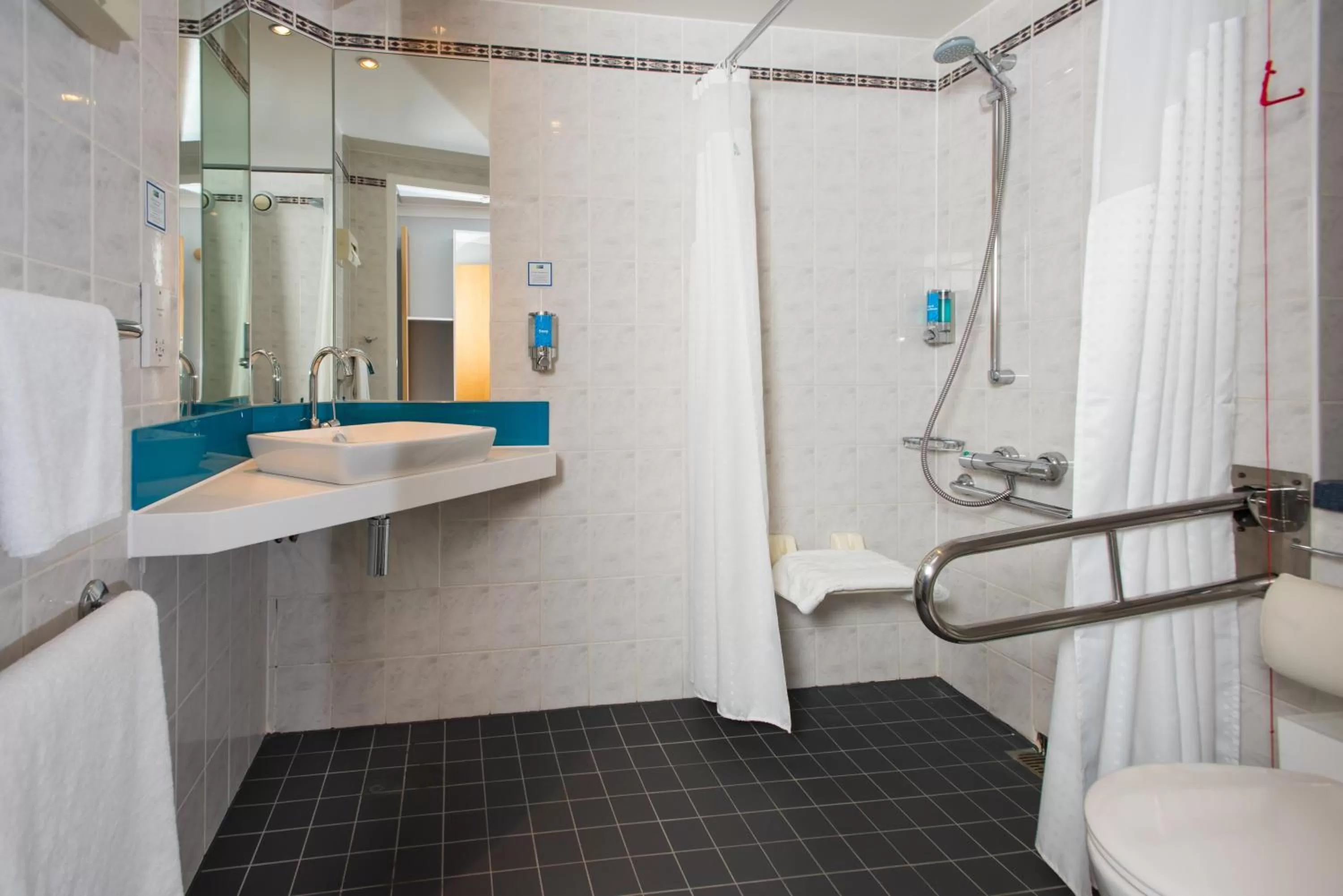 Bathroom in Holiday Inn Express London Greenwich by IHG