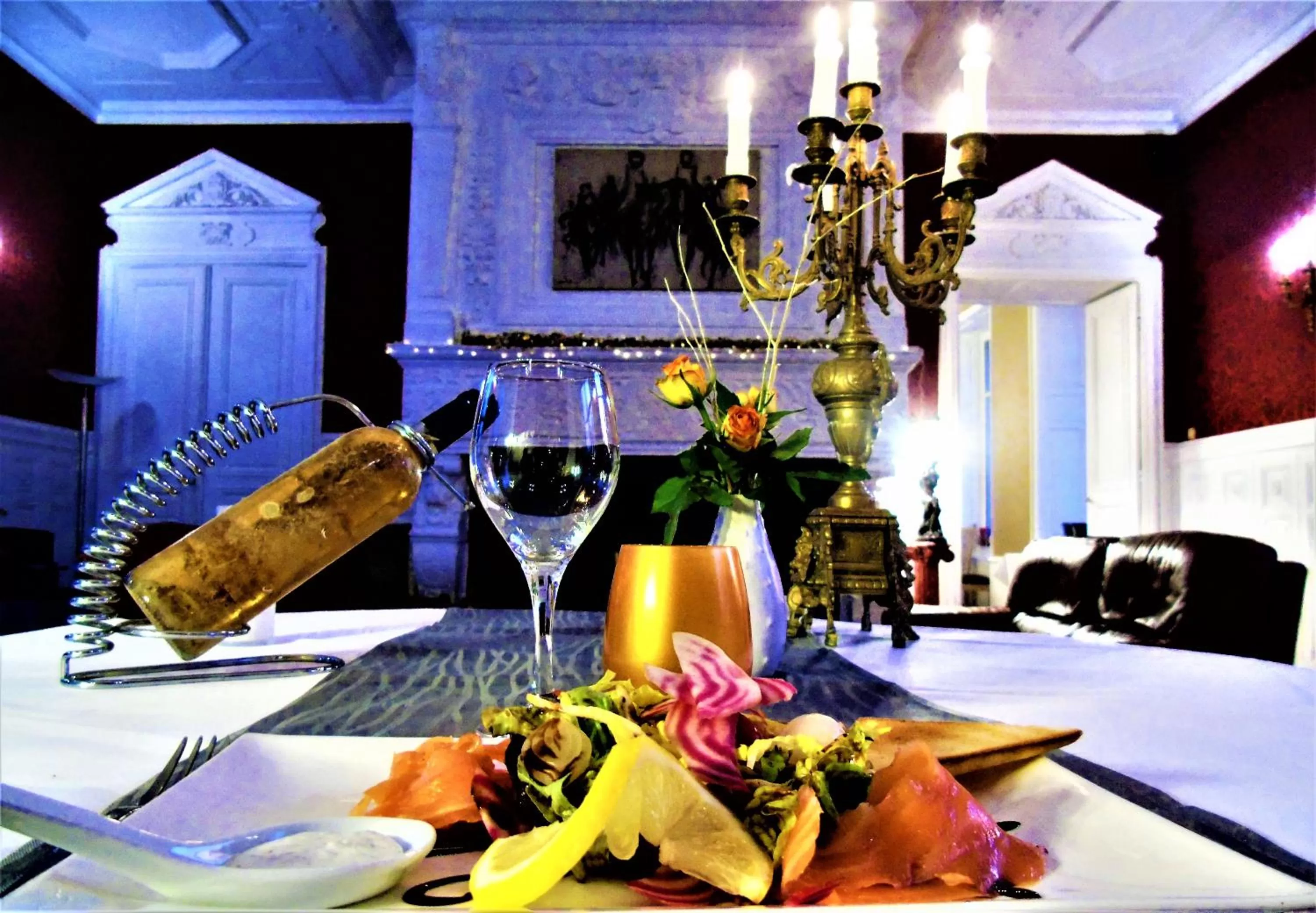 Restaurant/places to eat in Château de Bellefontaine - Teritoria