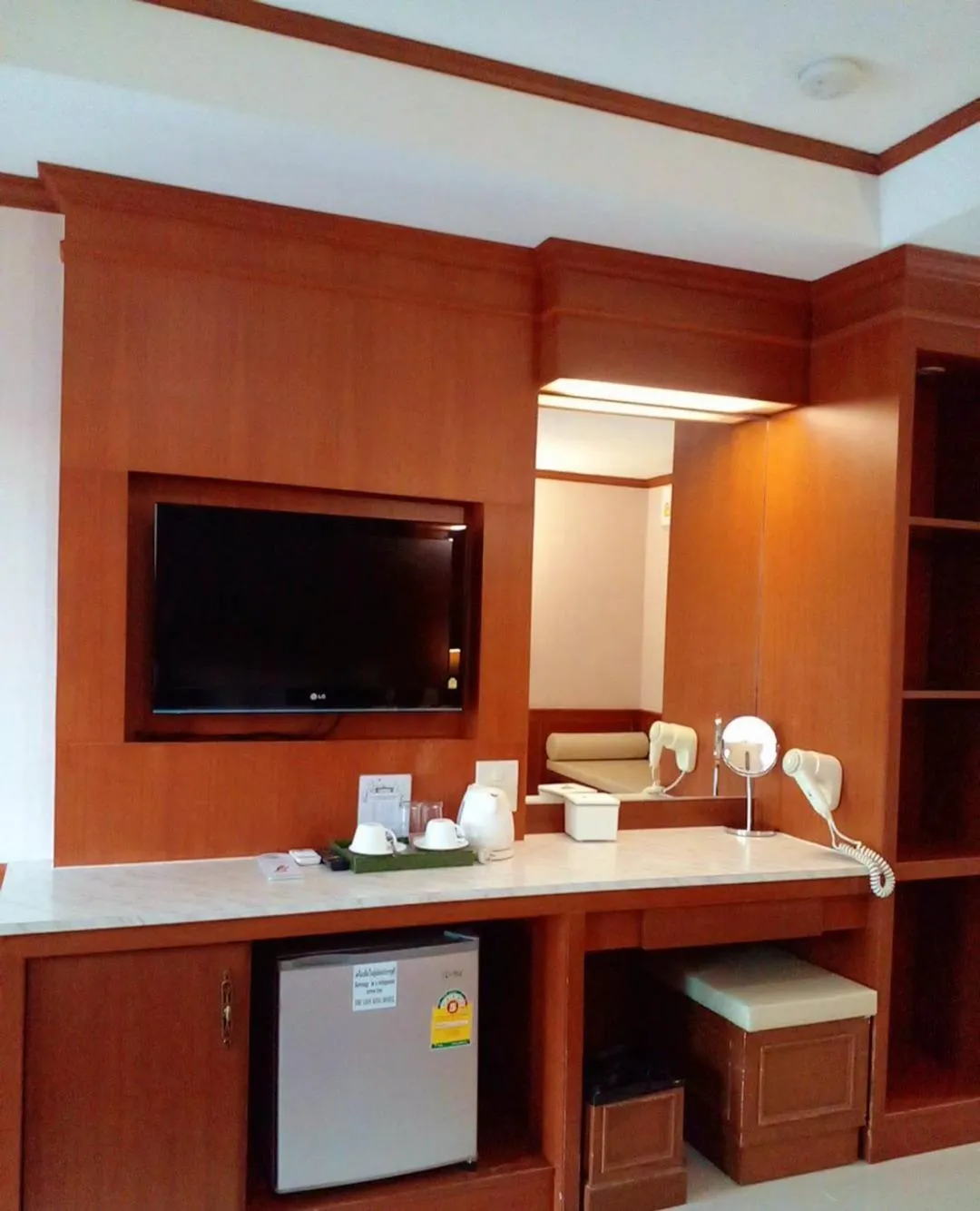 Property building in The Lion King Hotel Udonthani