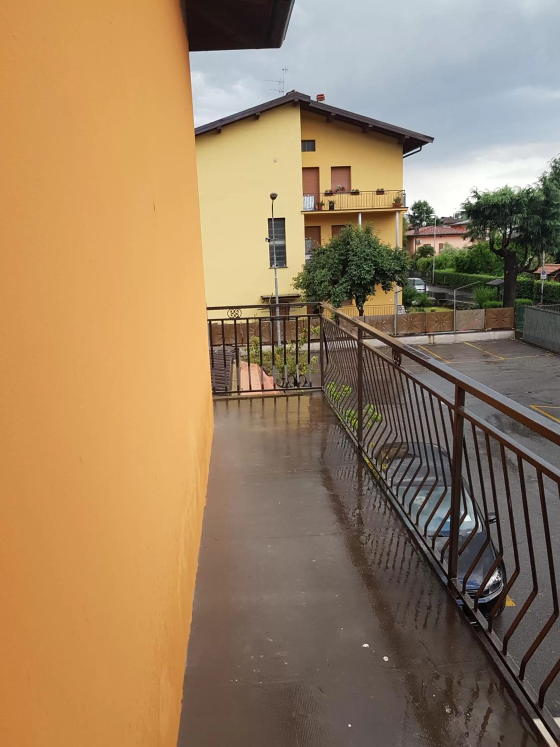 Property building in Macloud pub B&B