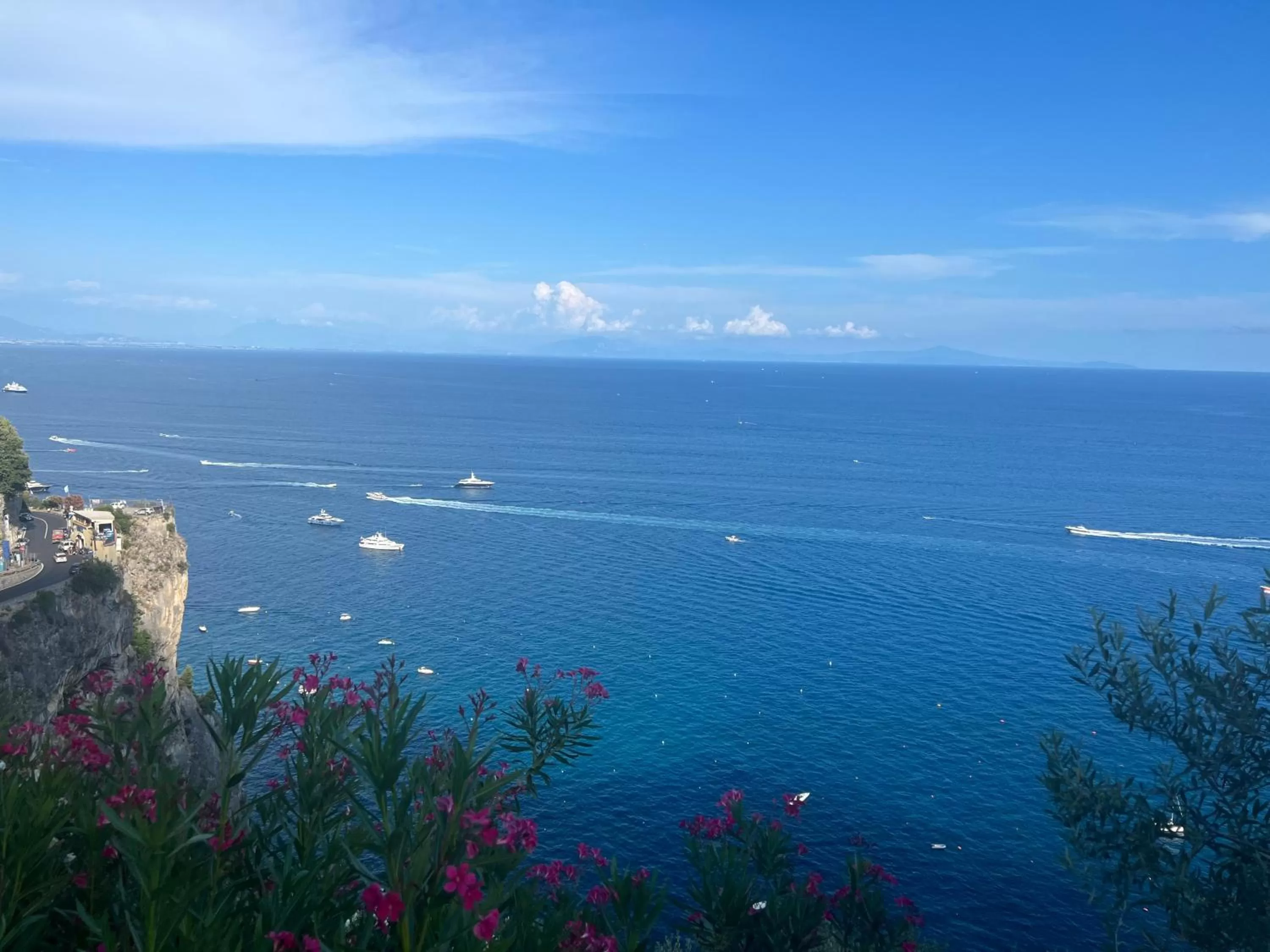 Sea View in SeaJewelsDeluxurySuite