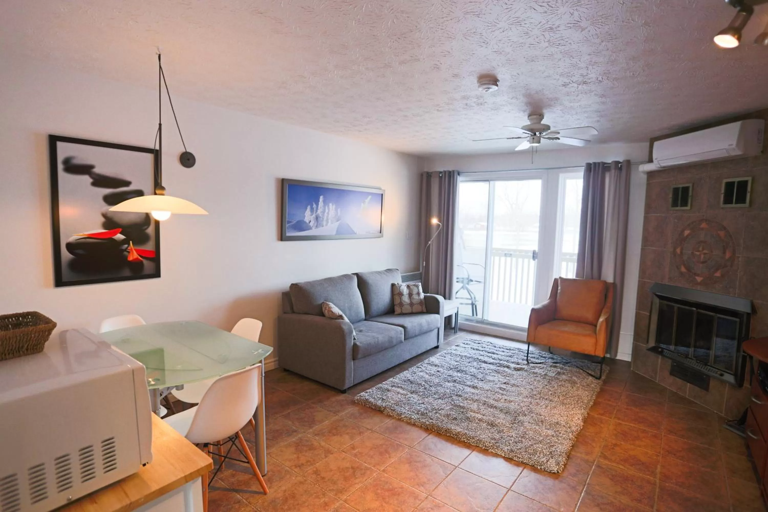 Magog Waterfront Condo