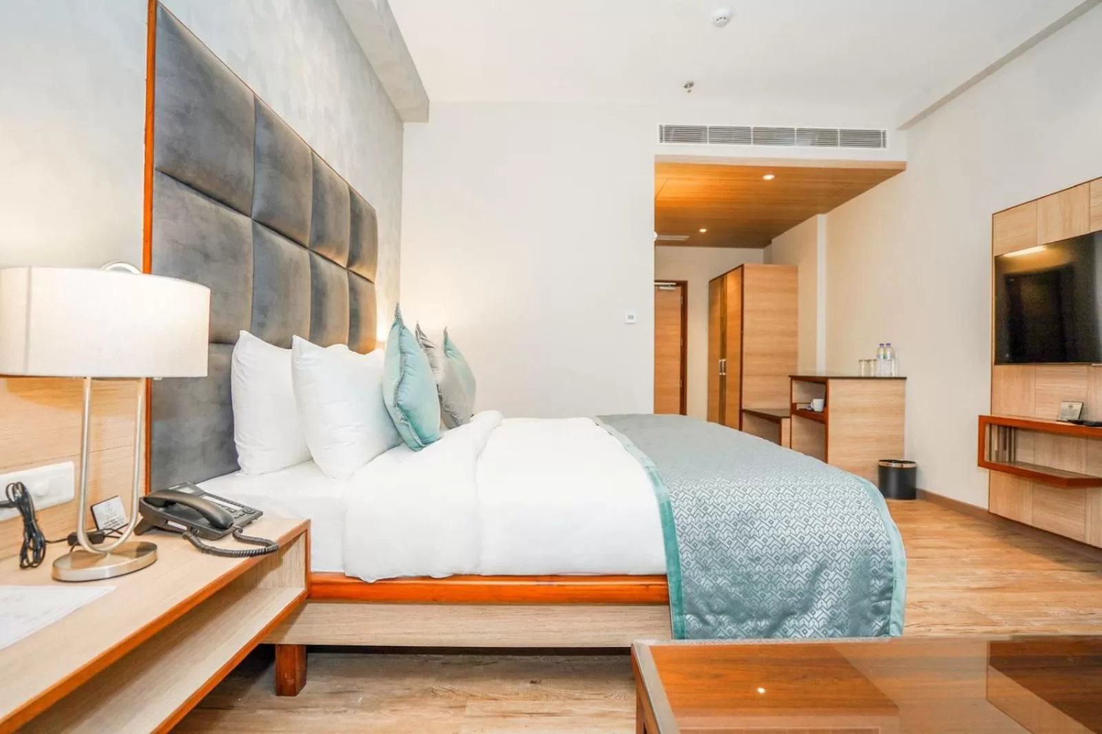 Bed in The Zenith - A boutique hotel by Hot Millions