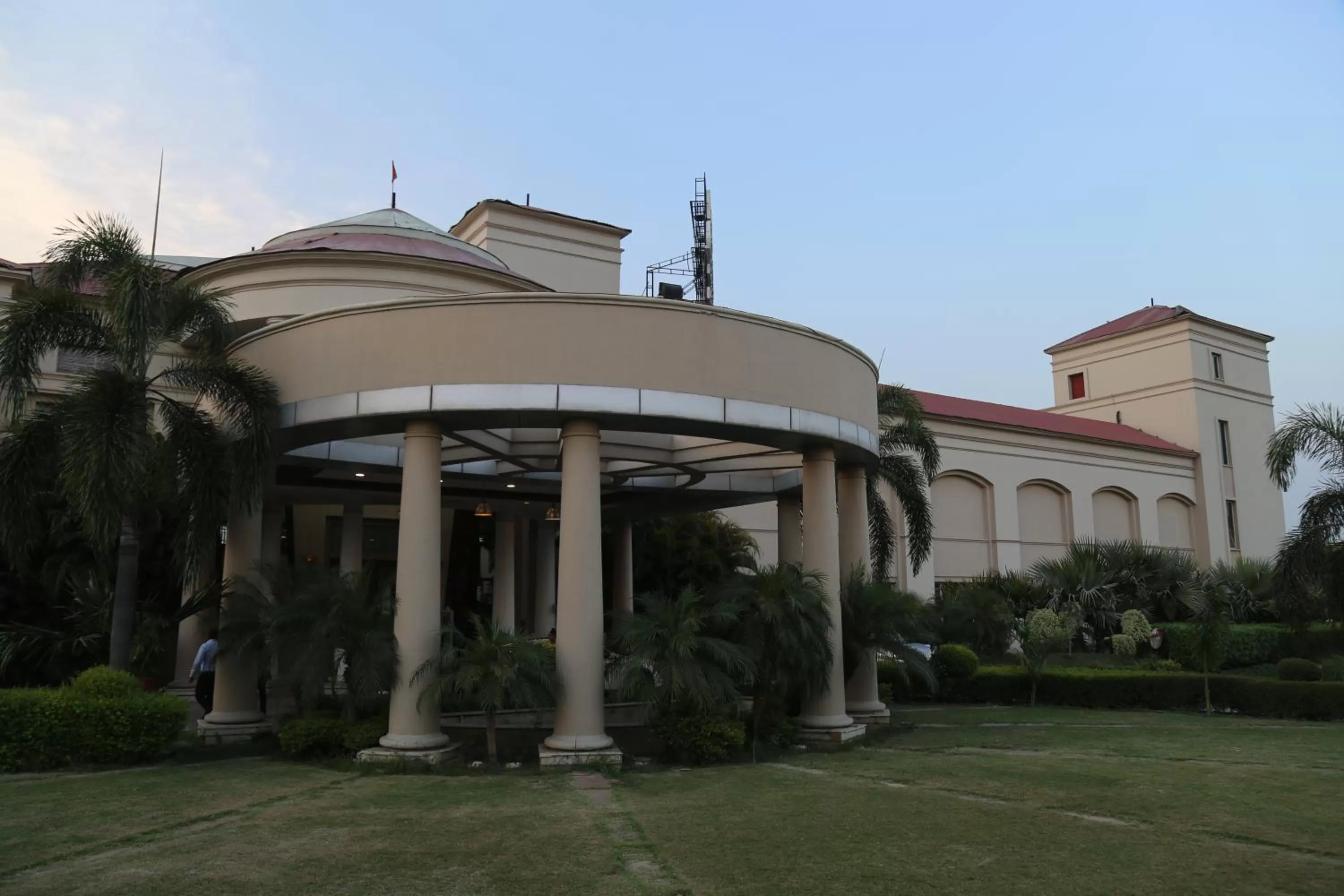 The Cabbana Resort & Spa