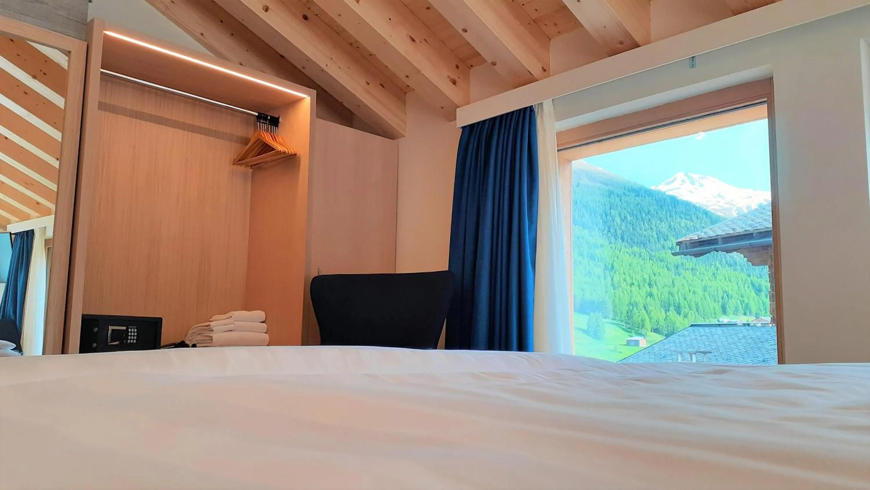 Photo of the whole room, Bed in Livì Family Hotel