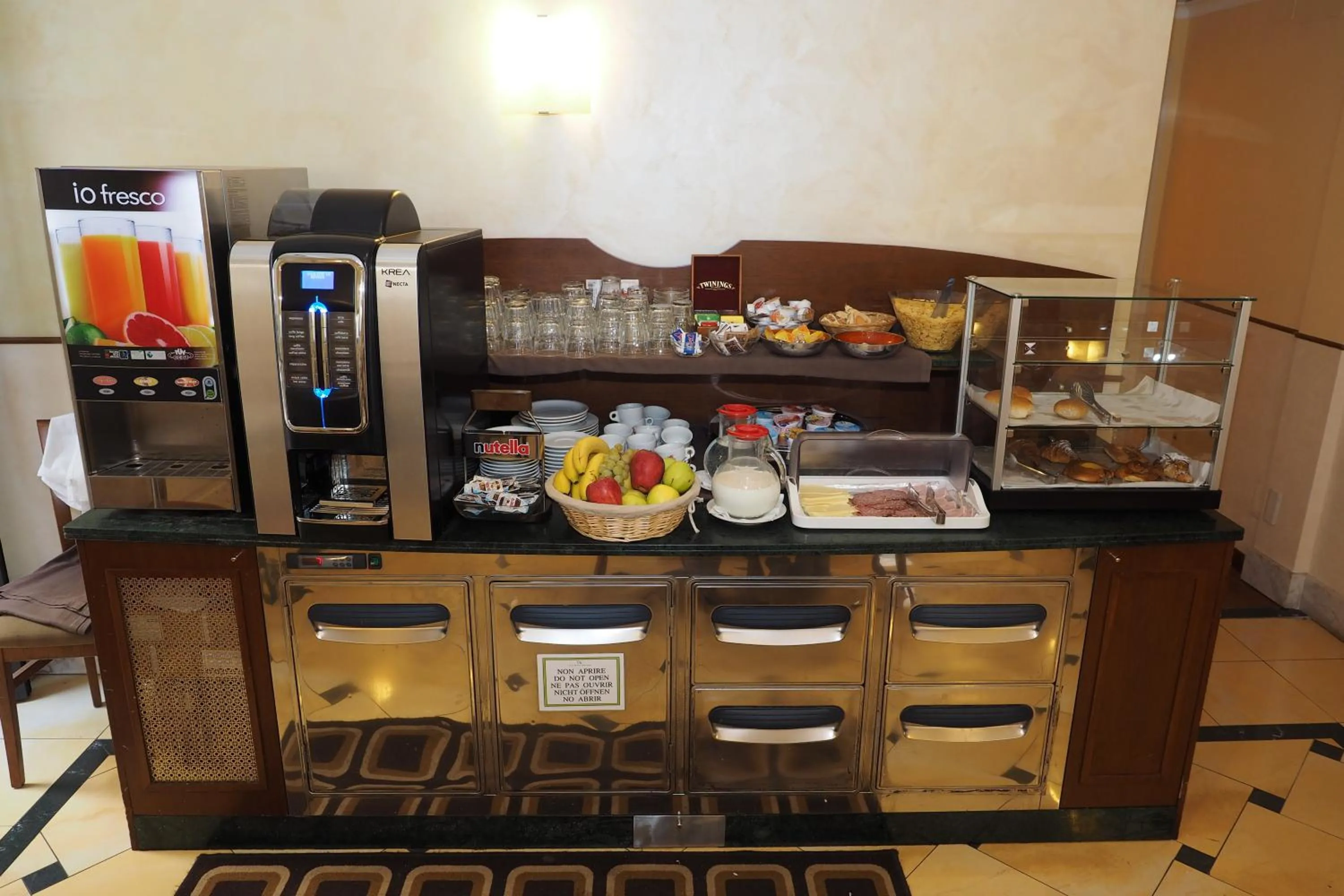 Food in Hotel Osimar