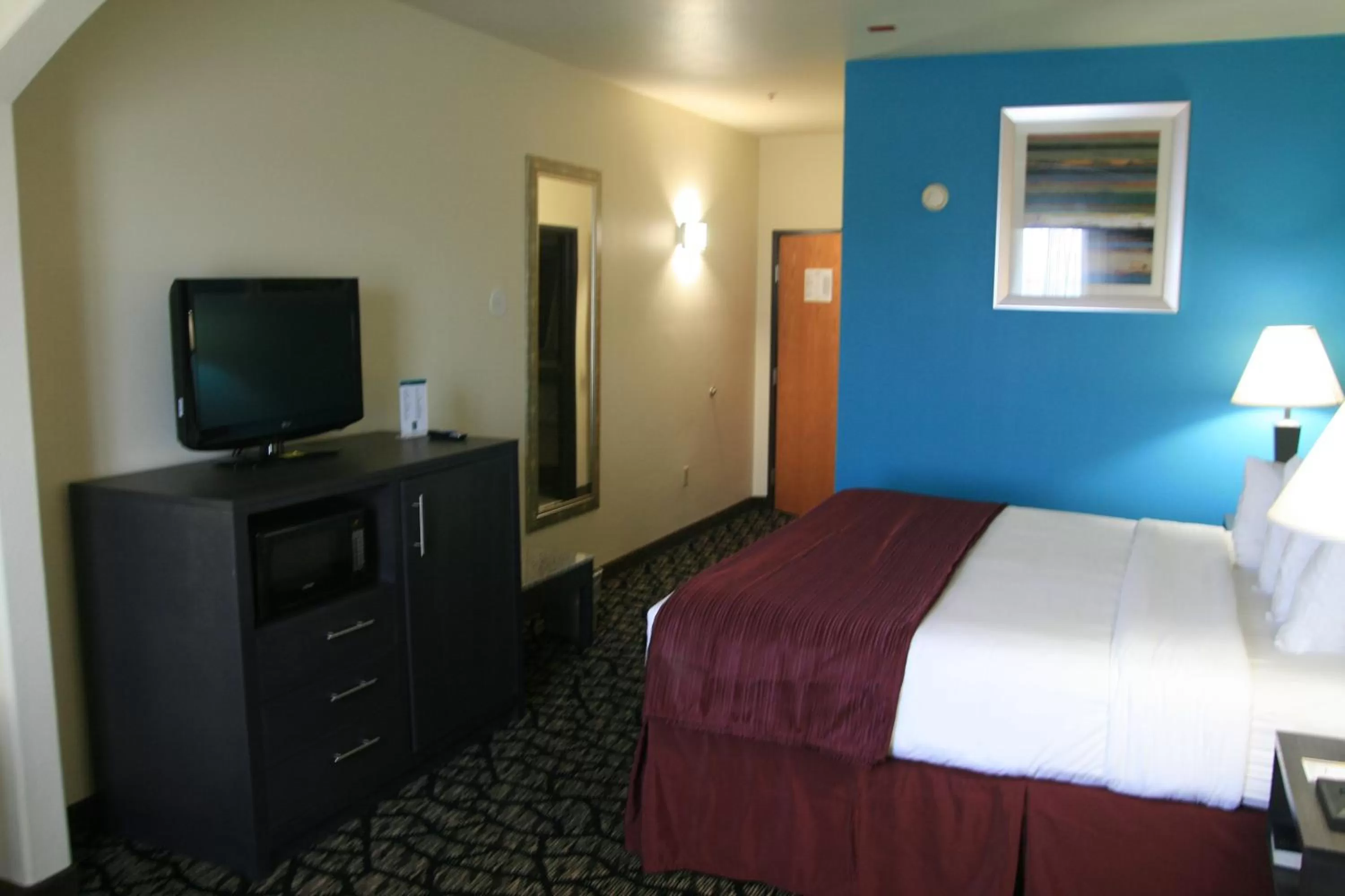 Bed in Quality Inn Buffalo