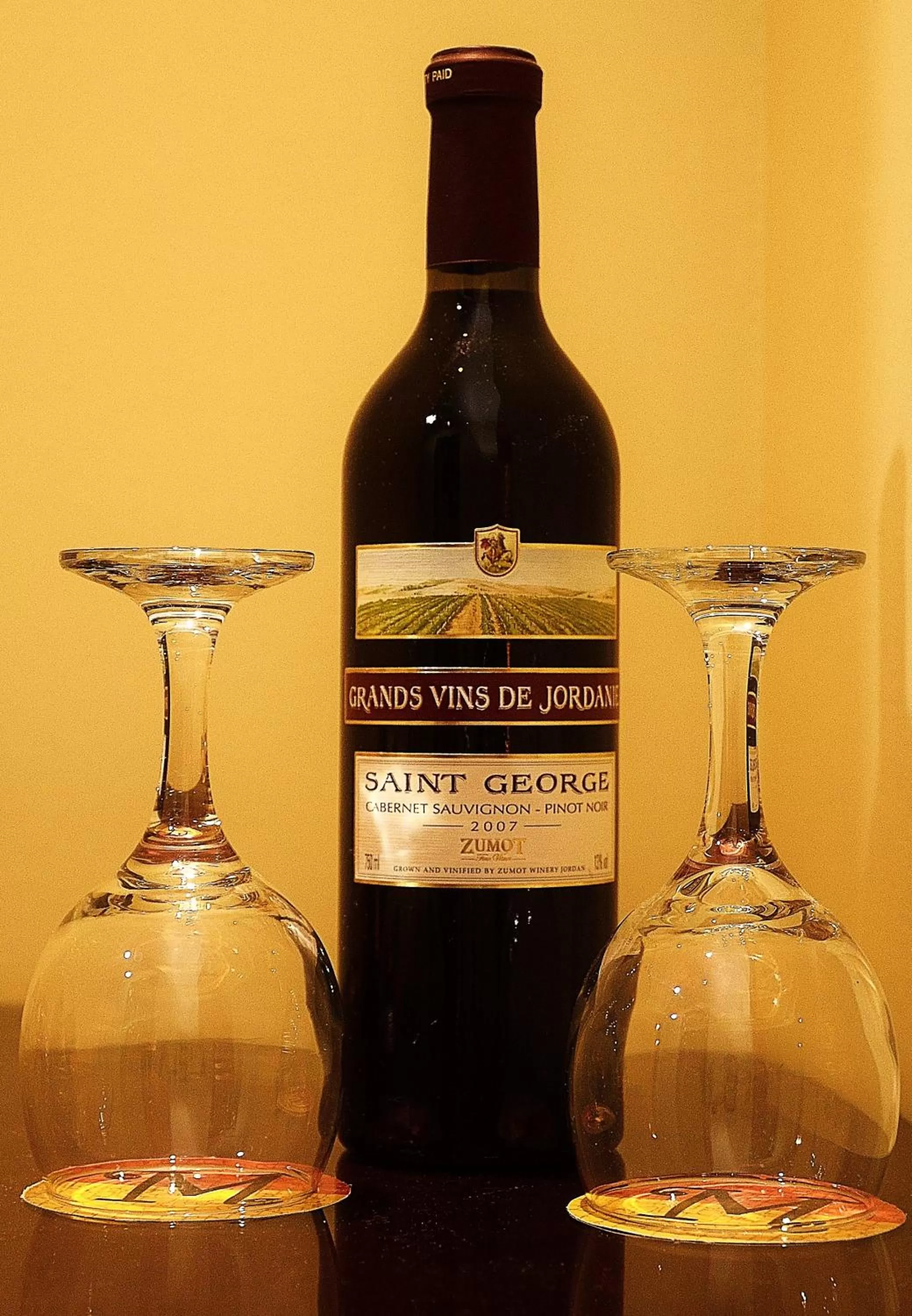 Food and drinks in Mosaic City Hotel