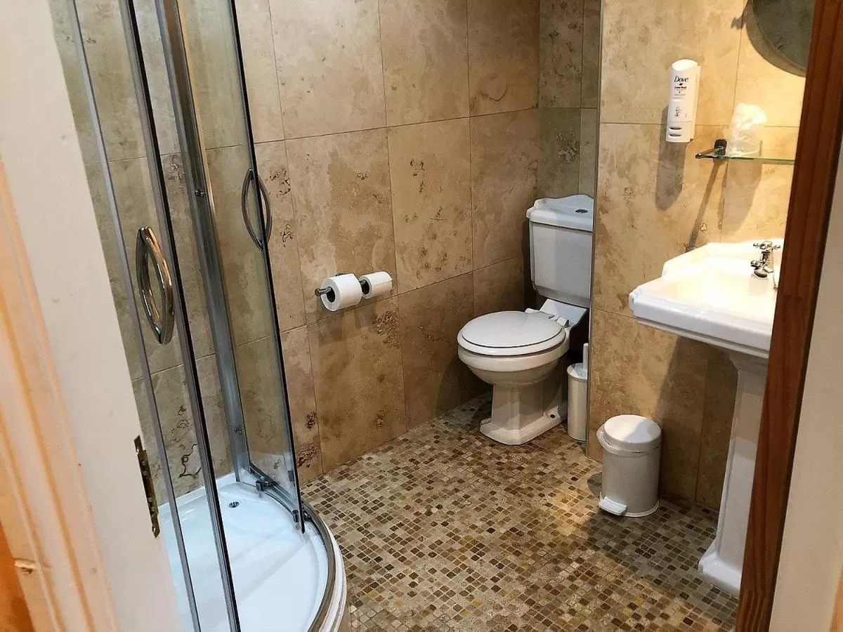 Bathroom in The George - Sure Hotel Collection by Best Western