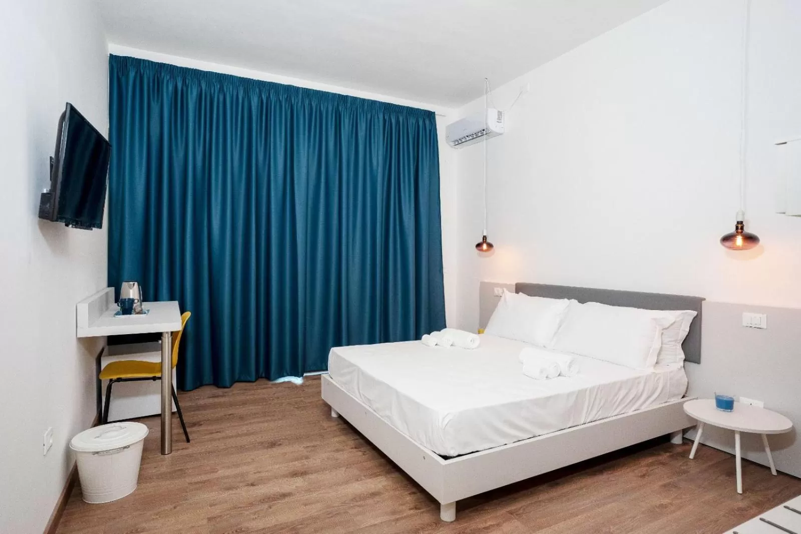 Bedroom, Bed in Sorrento B&D Rooms