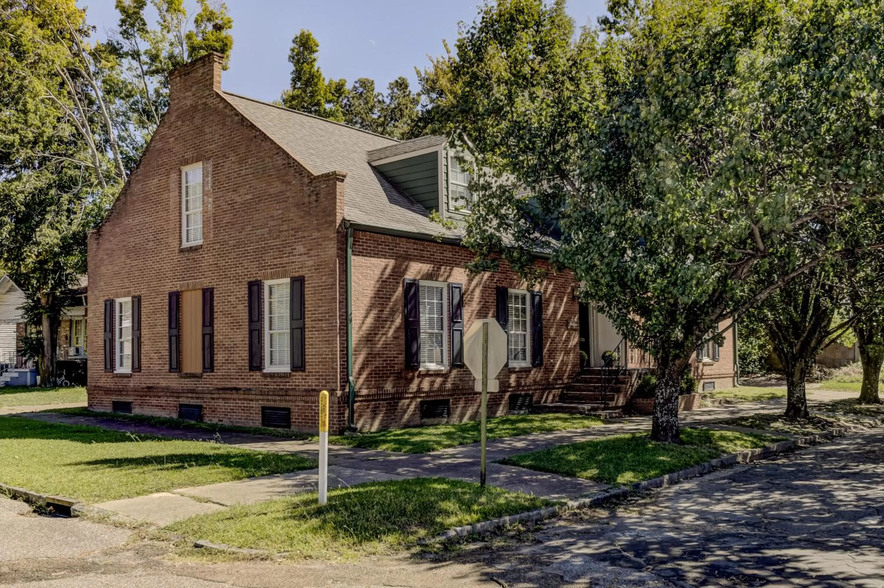 Property building in Halpino