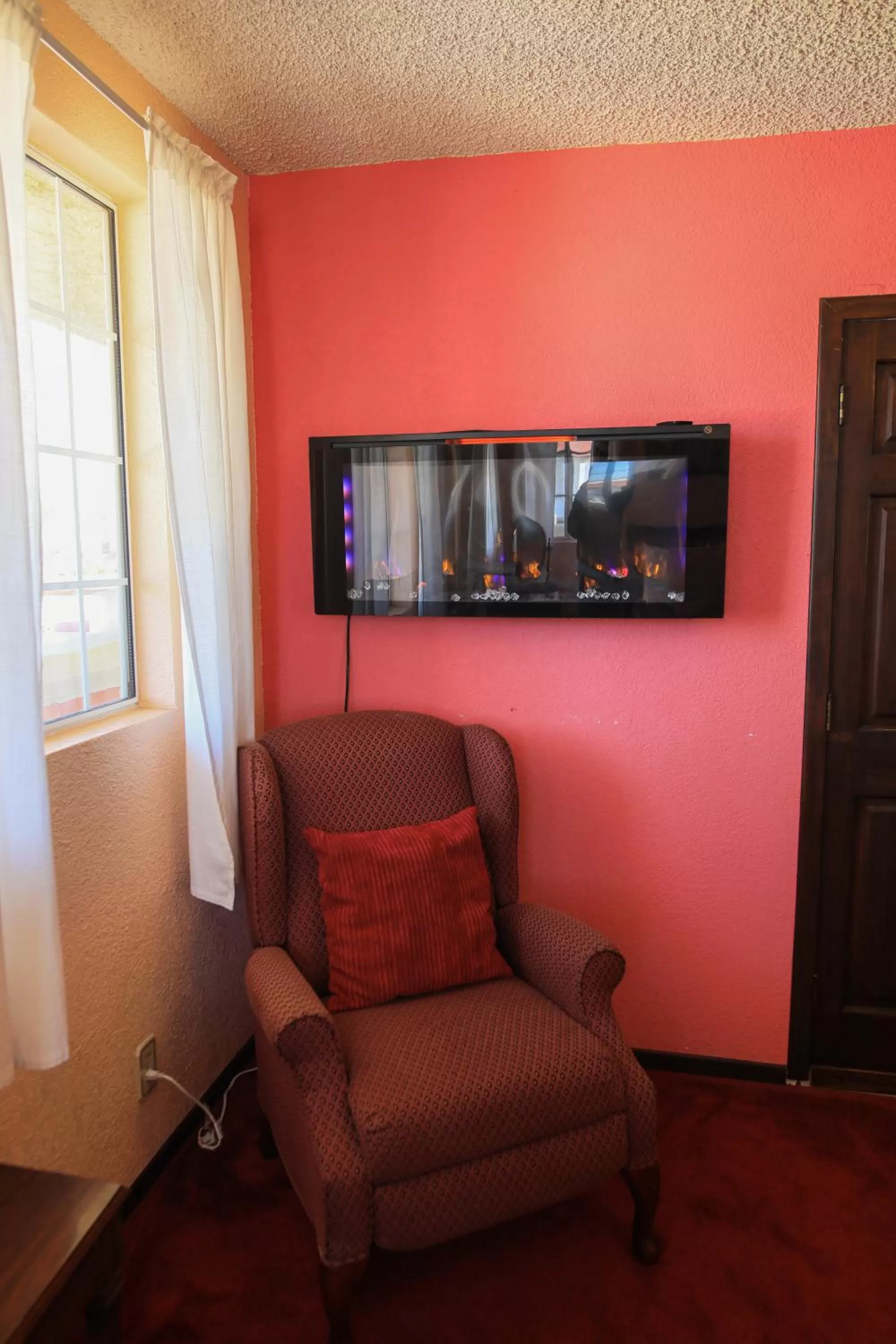 TV and multimedia in Playa Hermosa Inn at the beach
