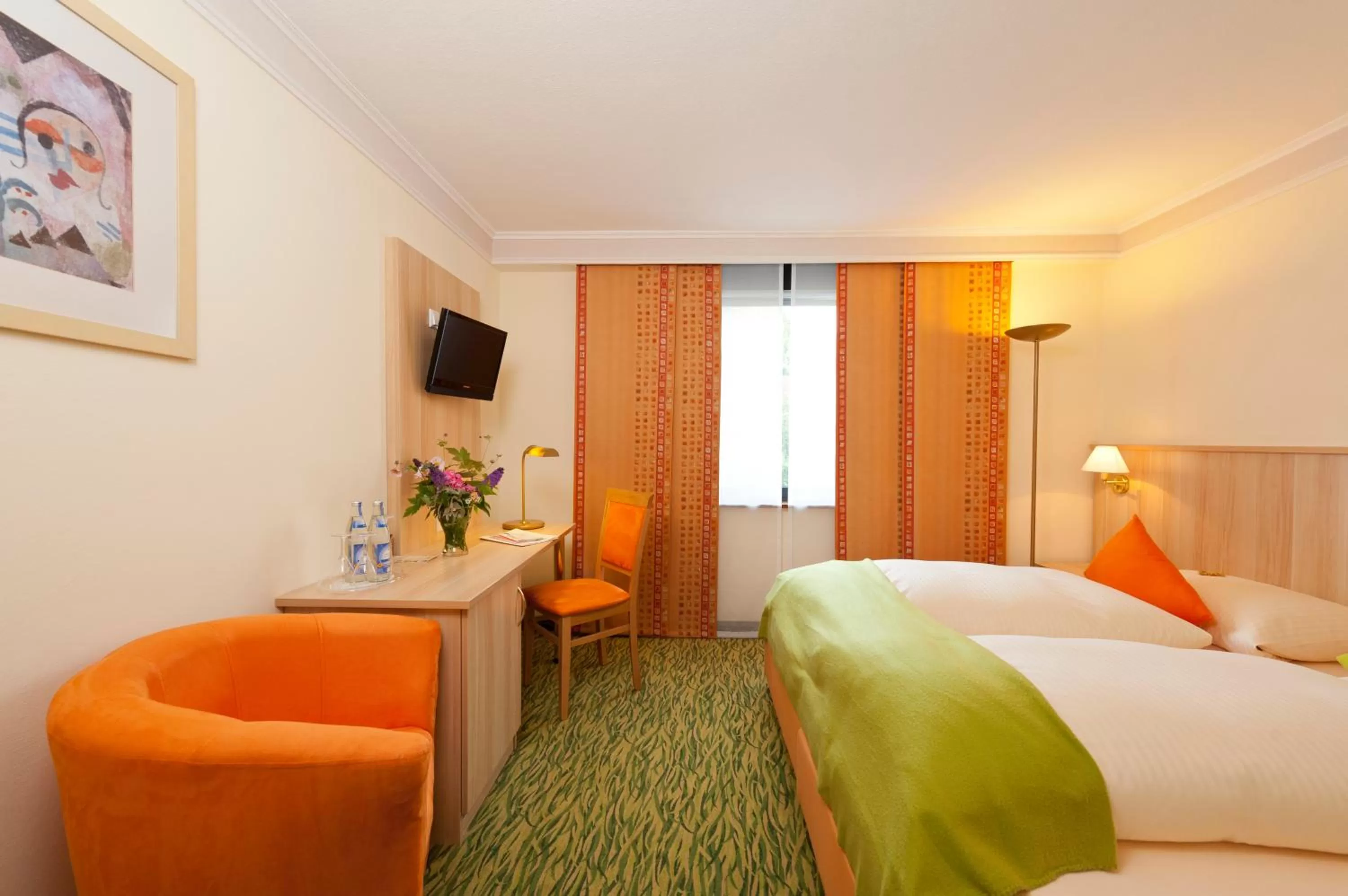 Photo of the whole room, Bed in Akzent Hotel Restaurant Hirsch