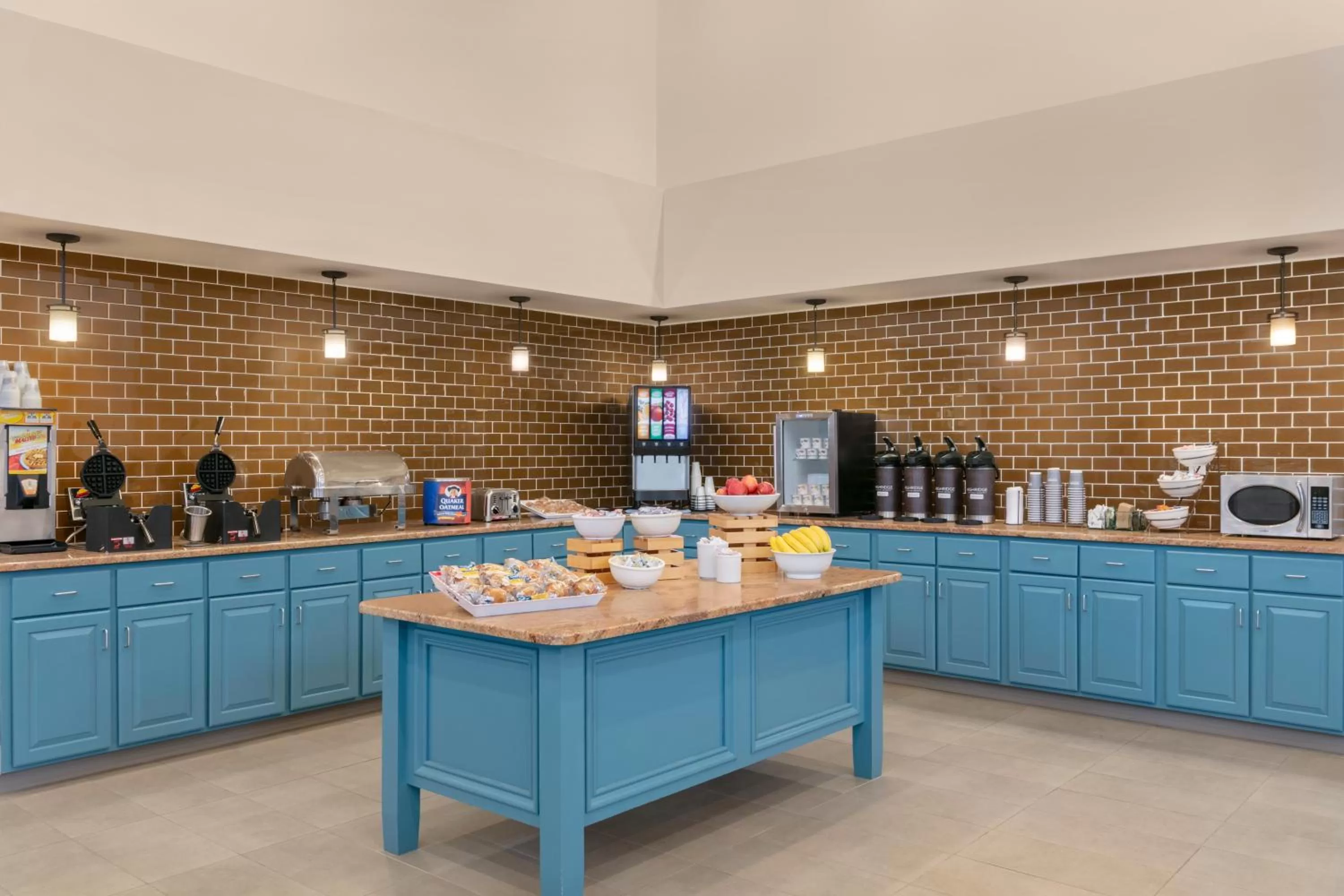 Country Inn & Suites by Radisson, London, KY