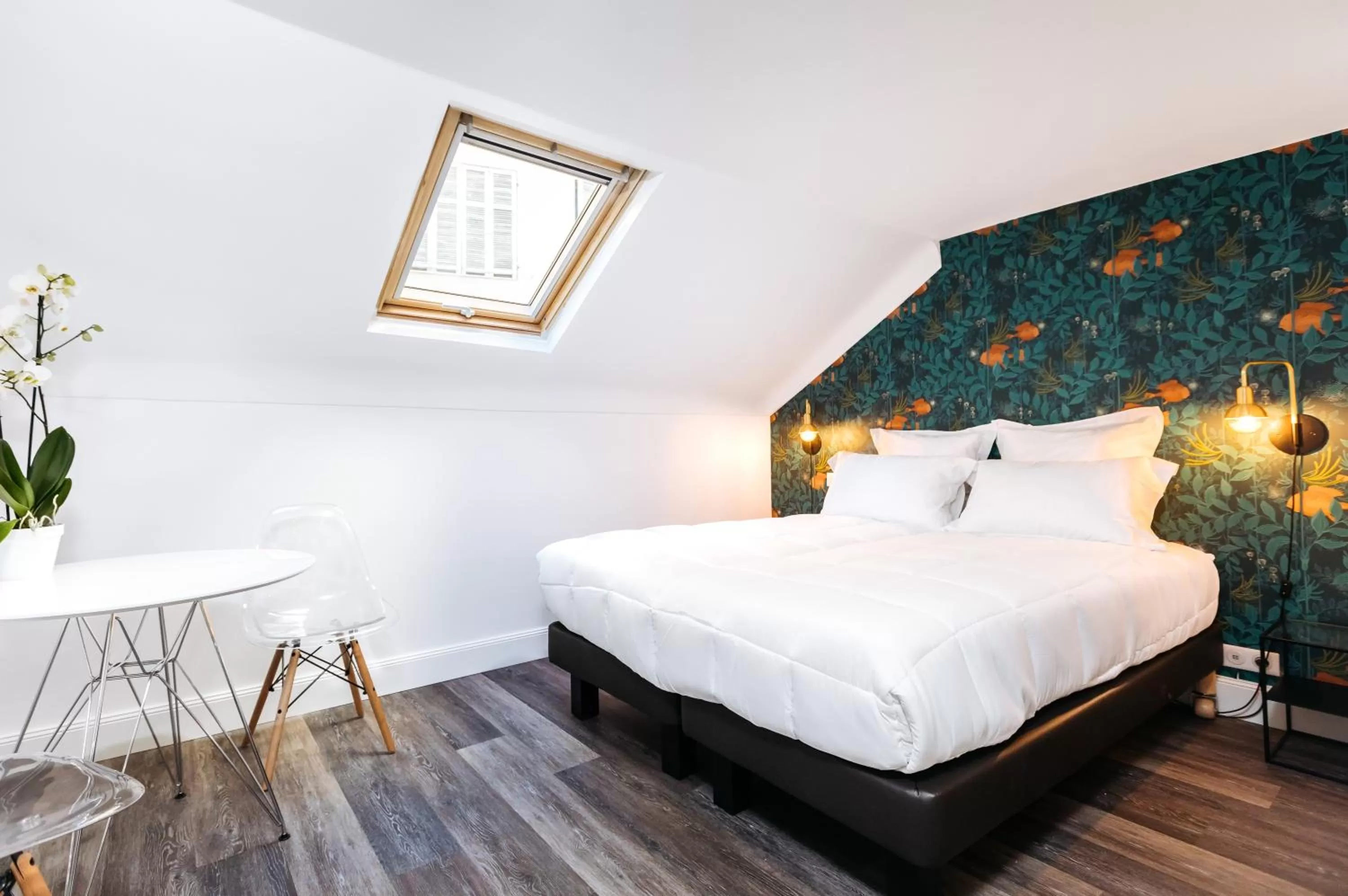 Photo of the whole room, Bed in Arome Hôtel