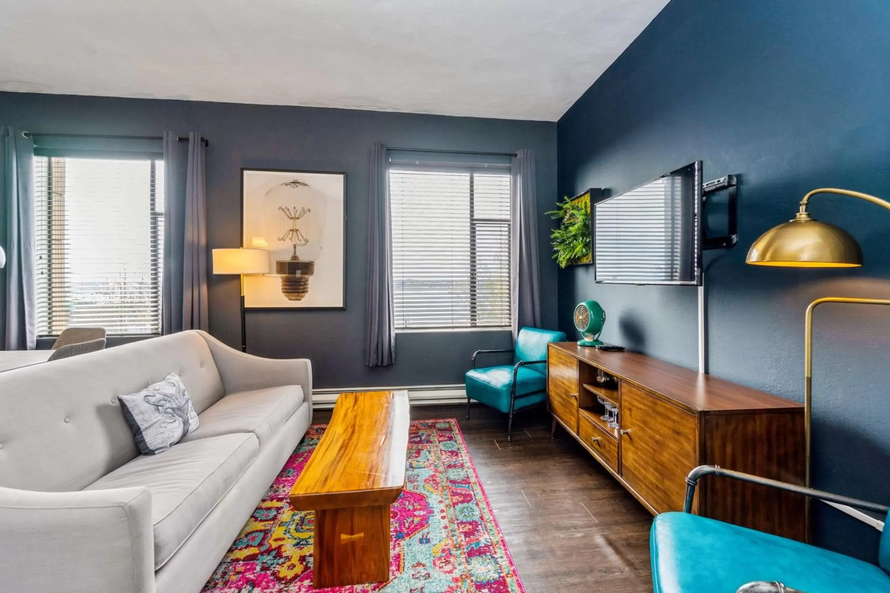 Apartment with Sea View (Self Check-in with Virtual Front Desk) in Kasa The Oxford Apartments Seattle Apartment with Sea View (Self Check-in with Virtual Front Desk) in Kasa The Oxford Apartments Seattle