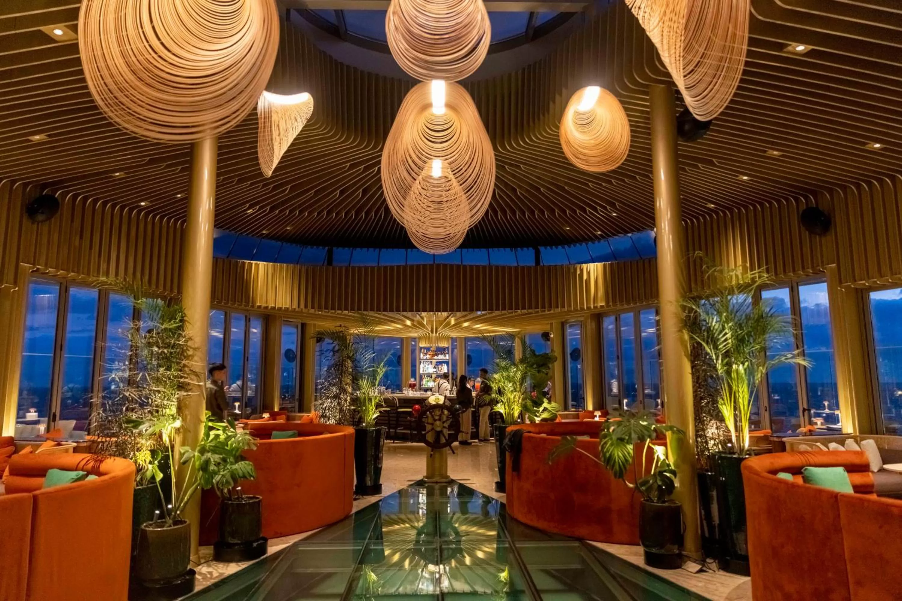 Restaurant/places to eat in The Grand Hotel