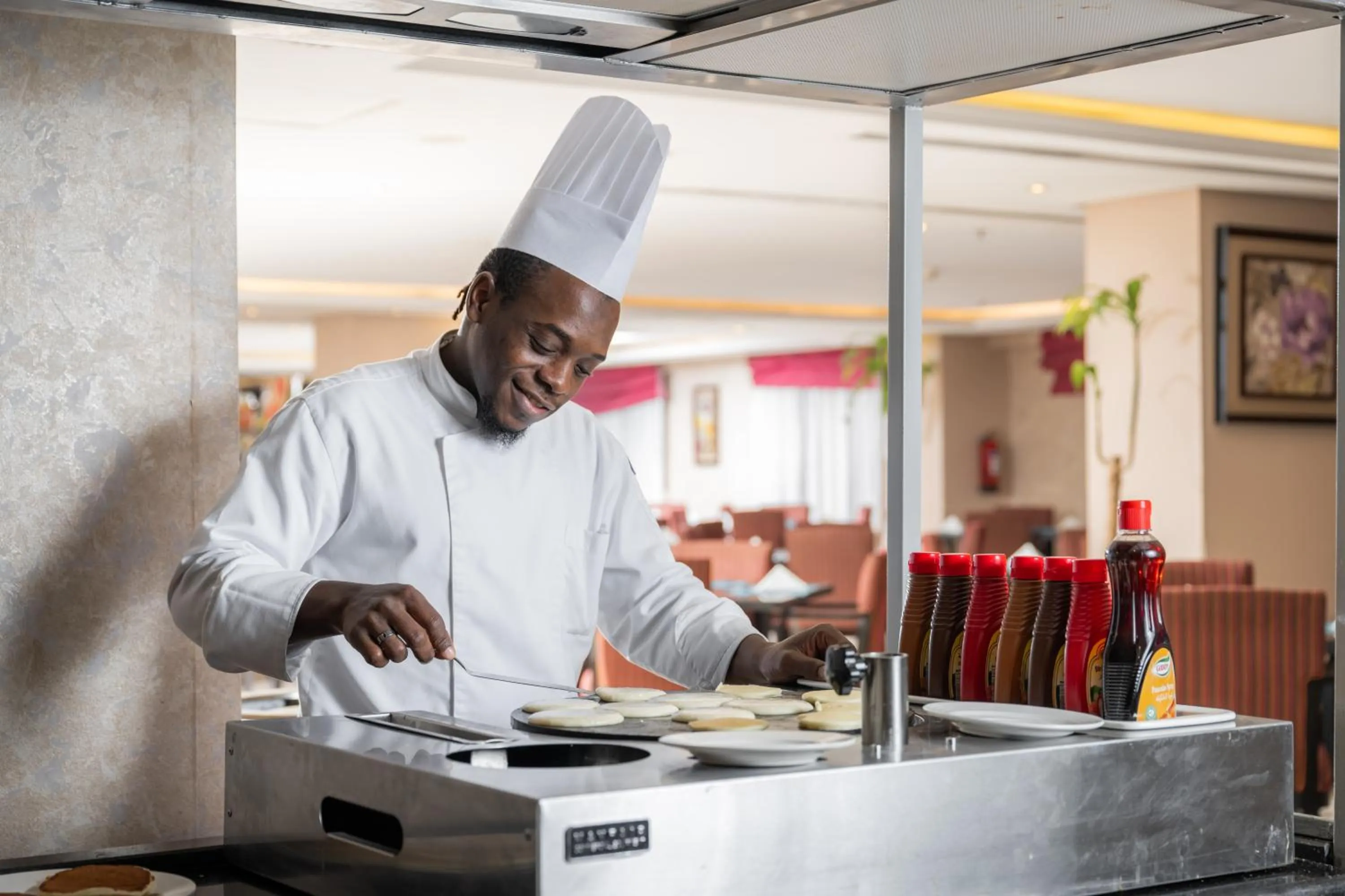 Restaurant/places to eat in Millennium Al Aqeeq Hotel