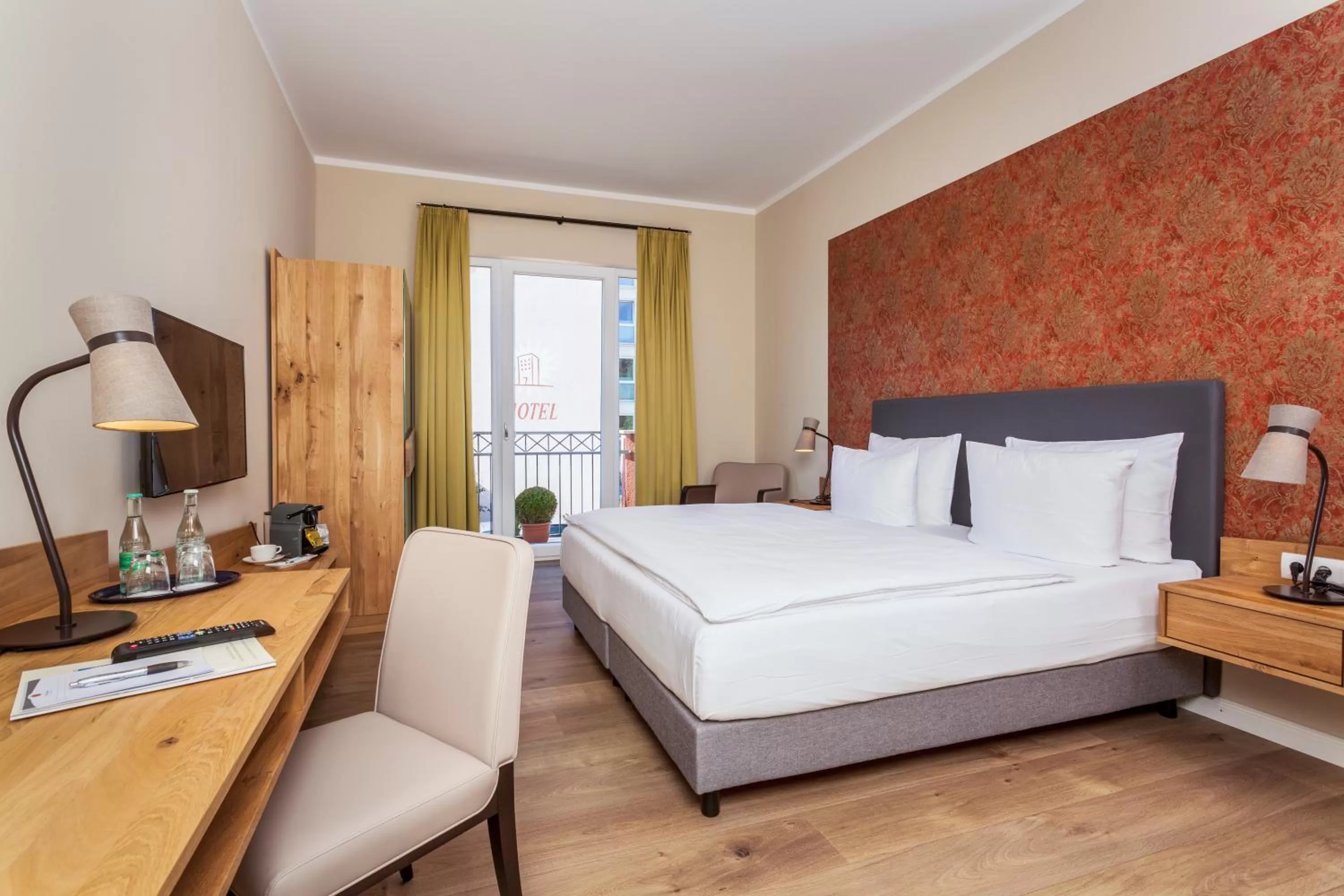 Photo of the whole room, Bed in Hotel Villa Toskana