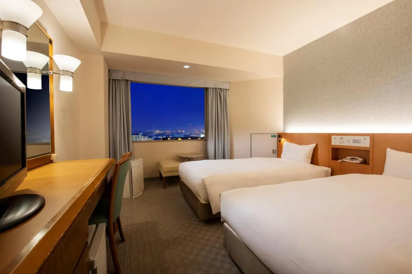 Economy Twin Room- Smoking - single occupancy in Miyako Hotel Amagasaki Economy Twin Room- Smoking - single occupancy in Miyako Hotel Amagasaki