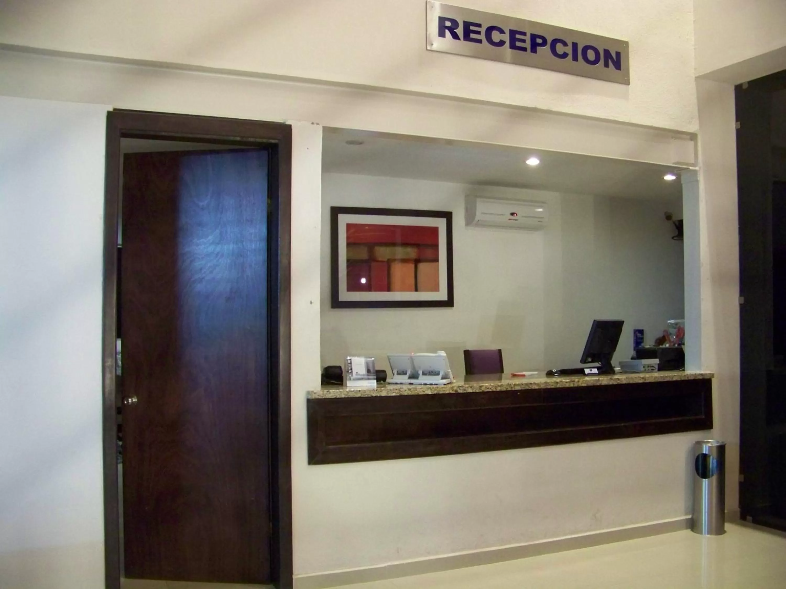 Lobby or reception in Hotel Oasis