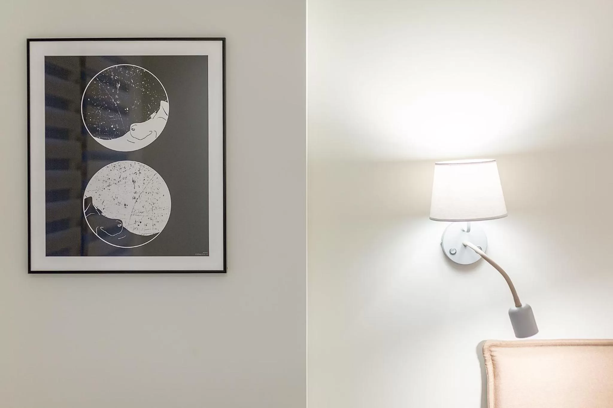 Decorative detail in Art & Comfort Rooms