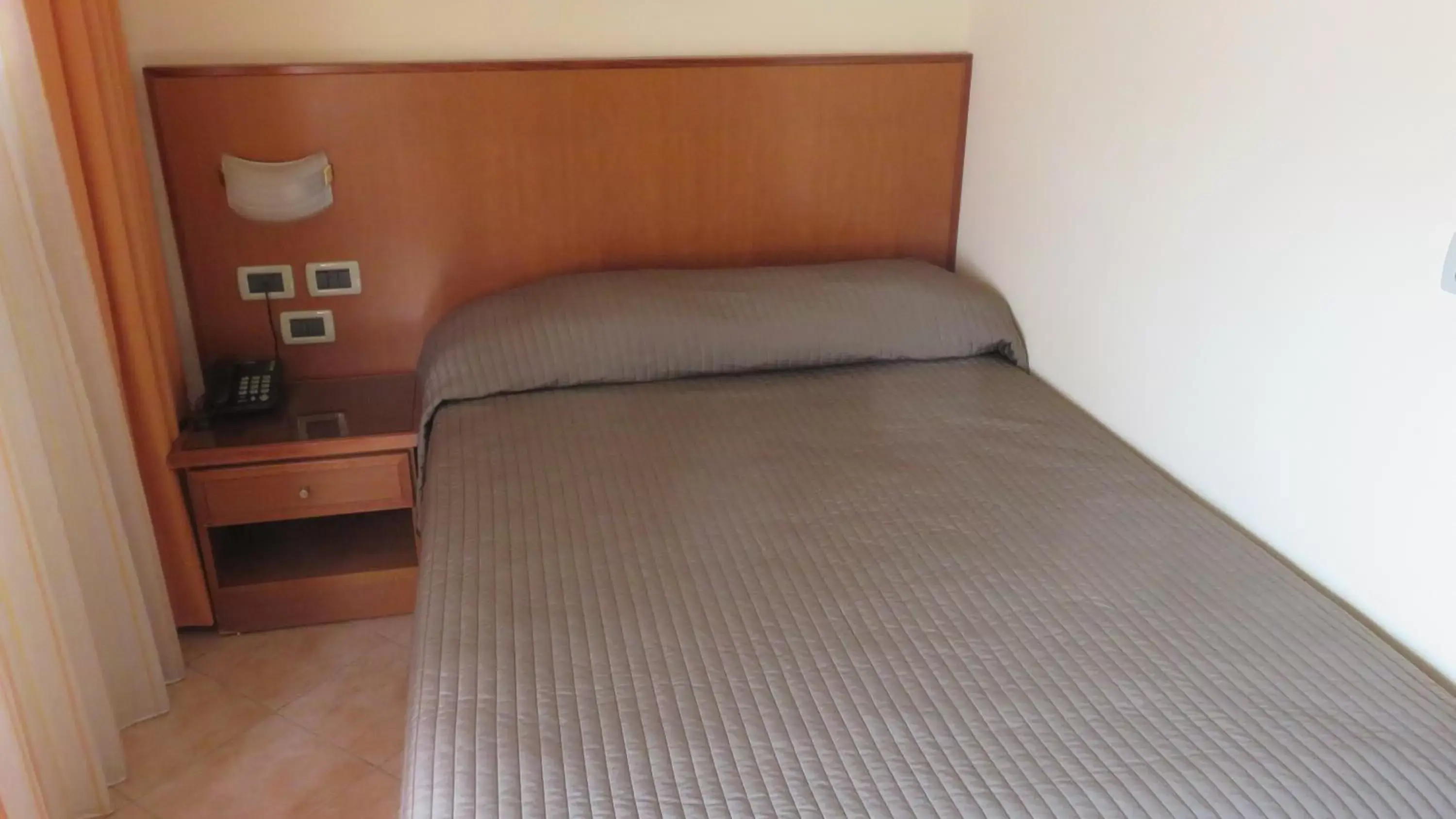 Standard Single Room in Hotel Oasi Dei Discepoli Standard Single Room in Hotel Oasi Dei Discepoli