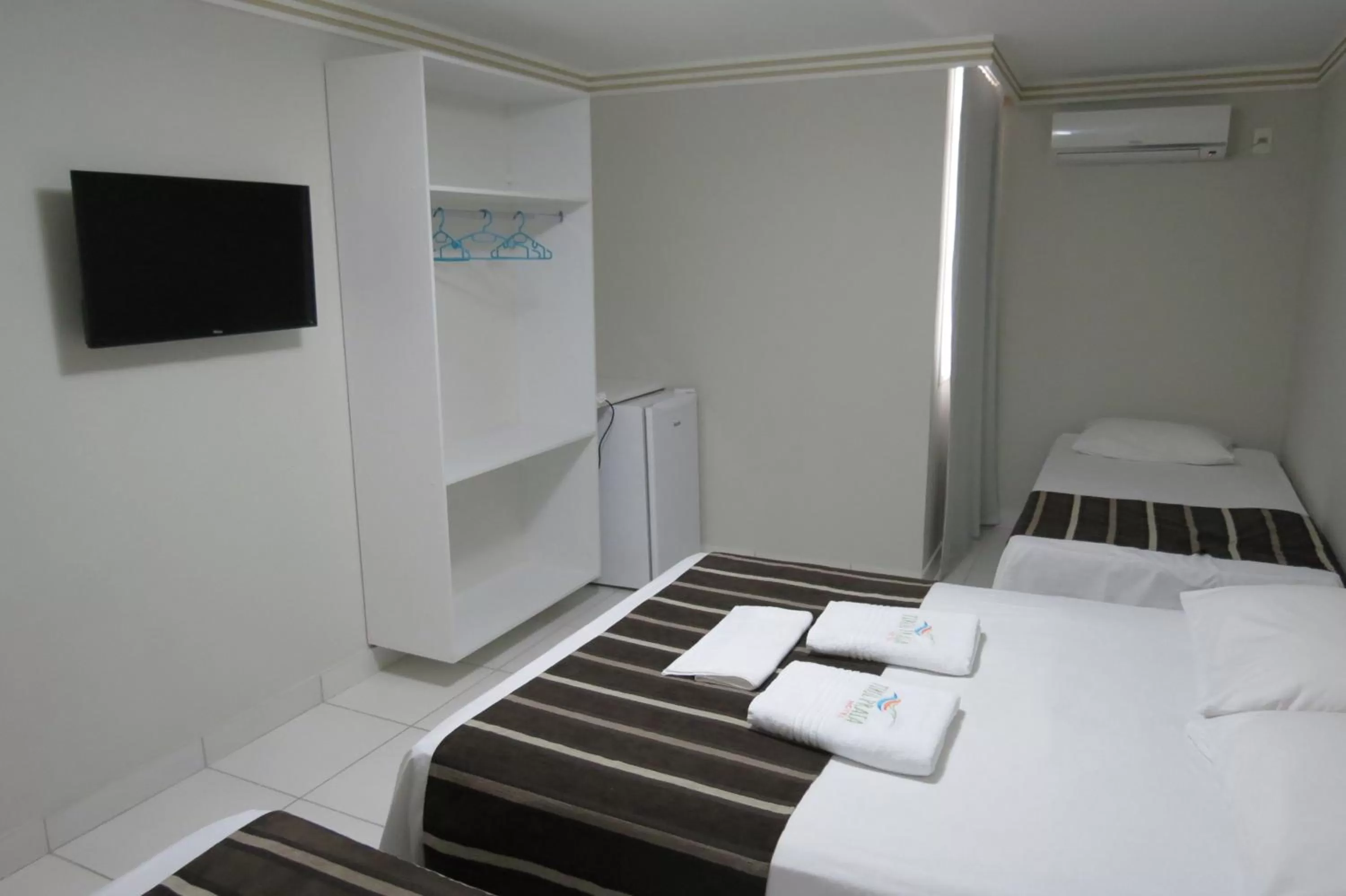 TV and multimedia, Bed in Tirol Praia Hotel