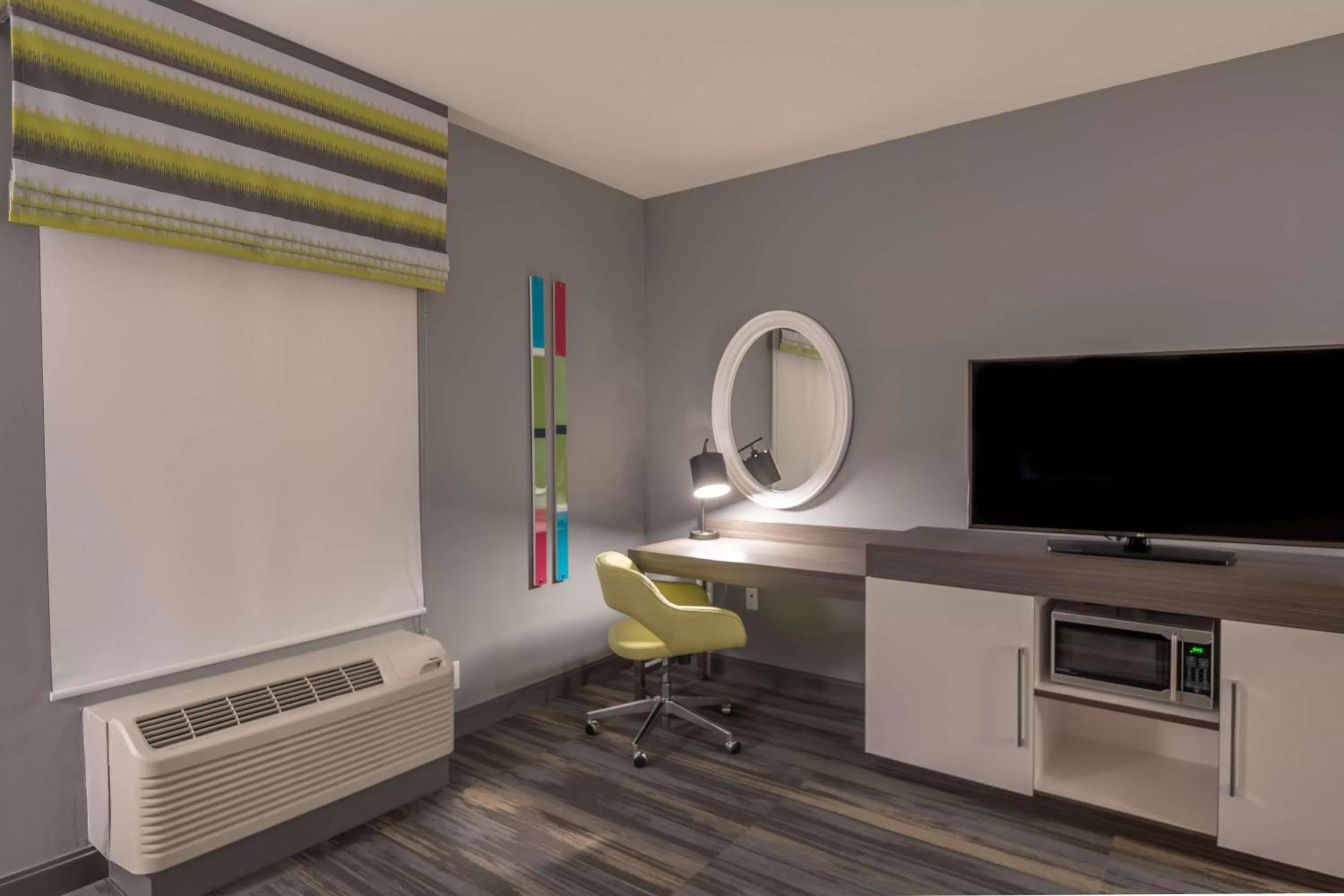 Bedroom in Hampton Inn & Suites Dallas/Plano Central