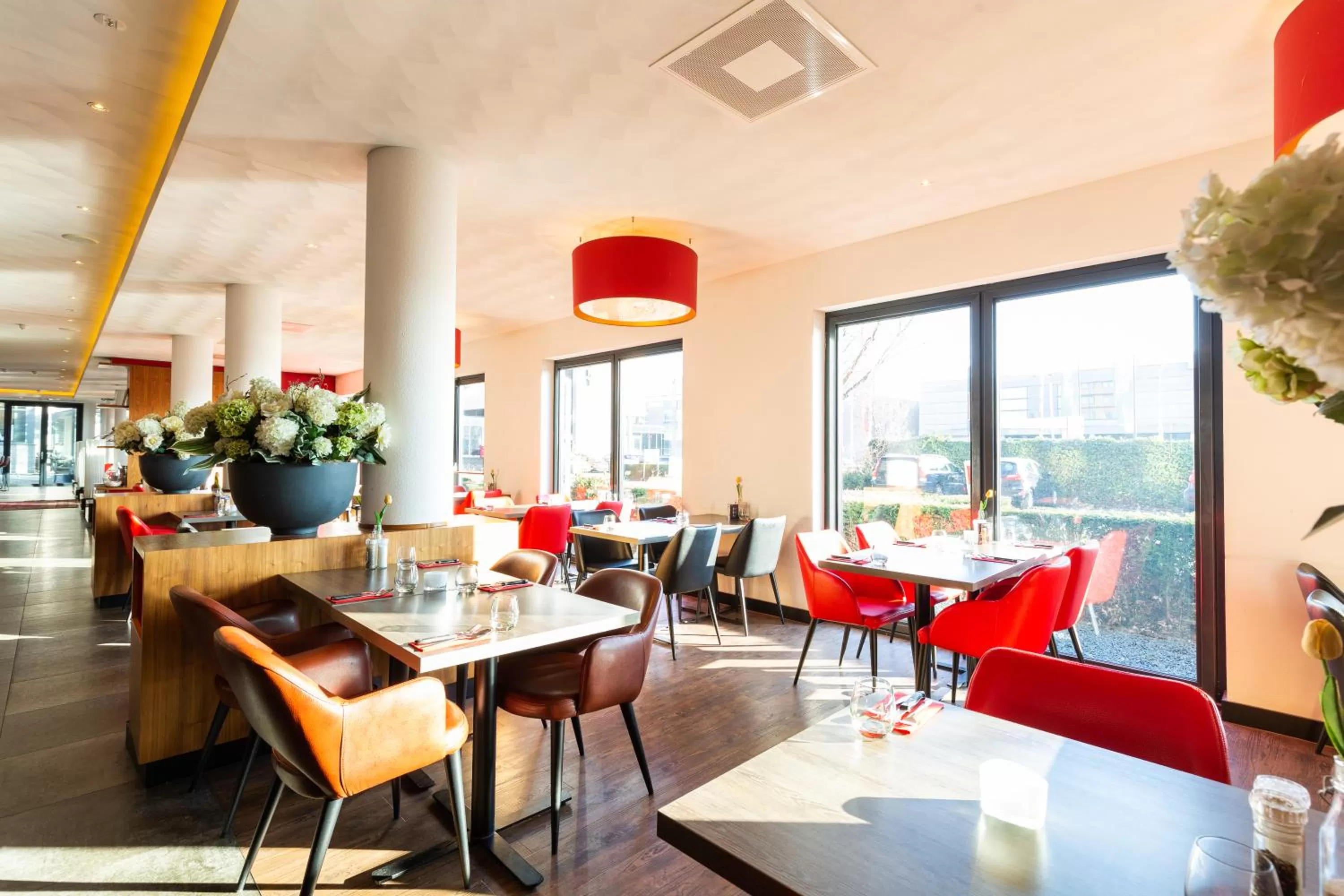 Restaurant/places to eat in Bastion Hotel Amsterdam Airport