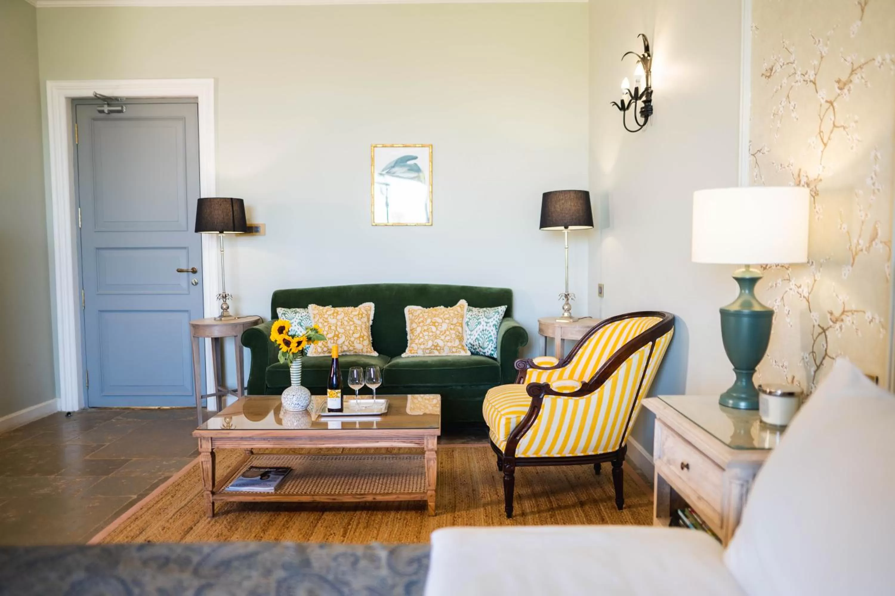 Living room, Seating Area in The Source At Sula