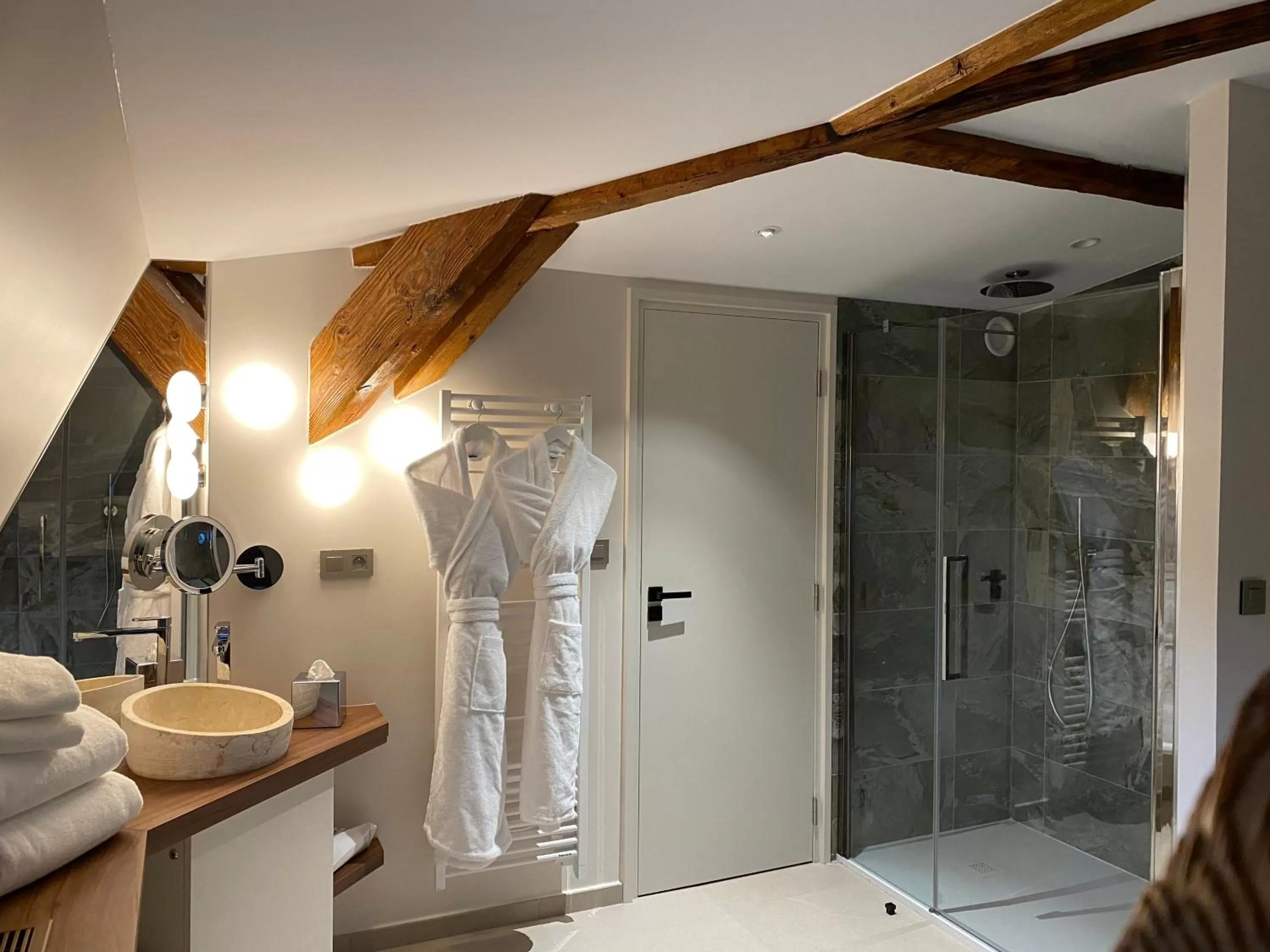 Bathroom in Belle Epoque