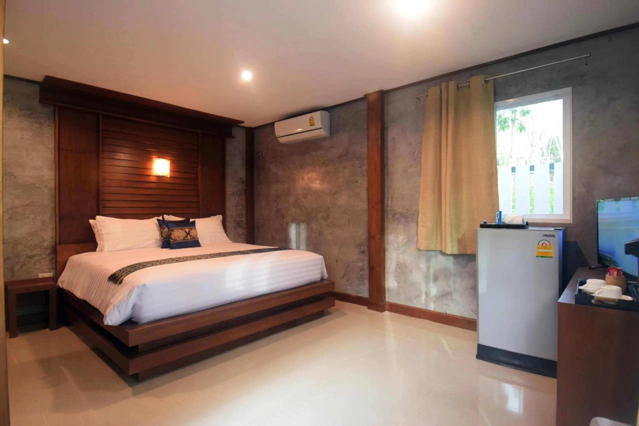 Bedroom, Bed in BaanPhong Lanta