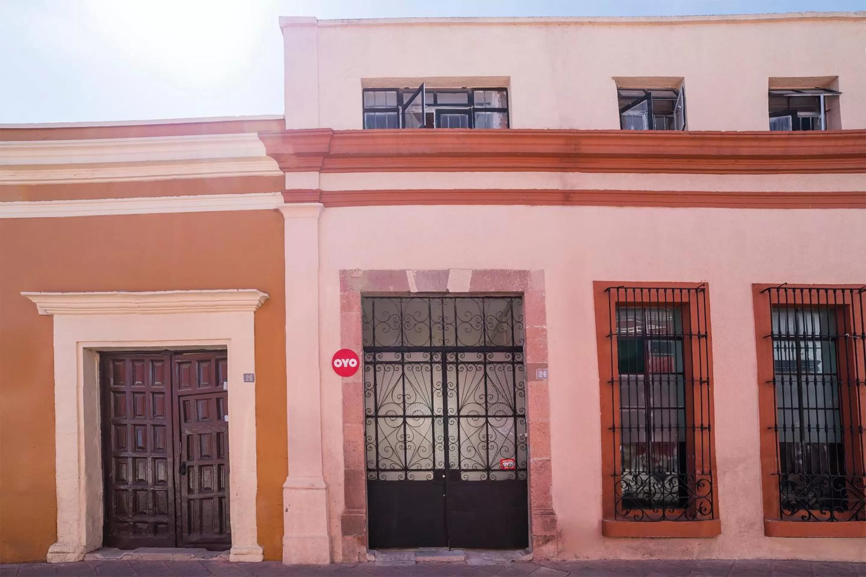 Facade/entrance in Hotel Queretaro