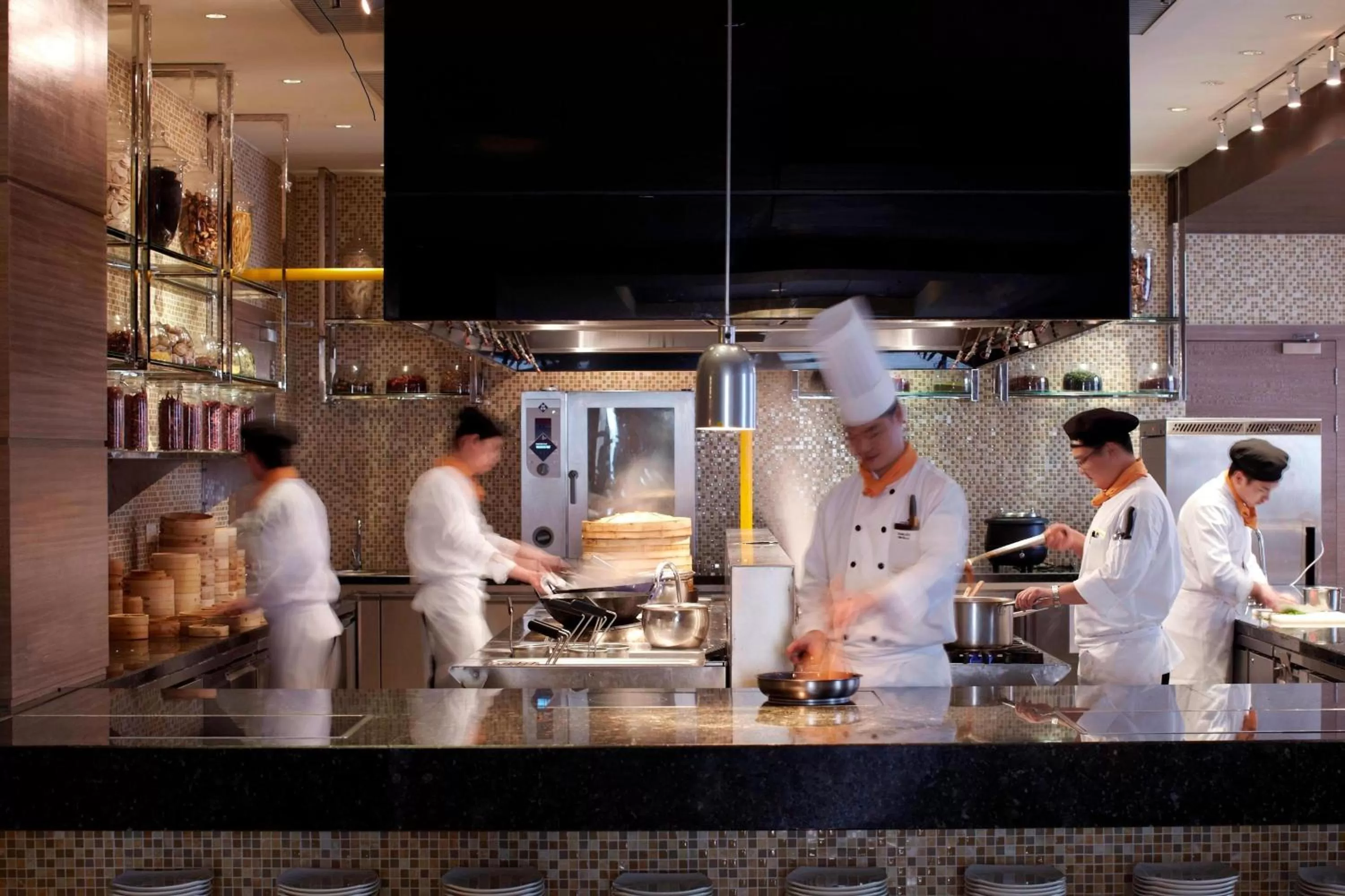 Kitchen or kitchenette in Courtyard by Marriott Kunshan