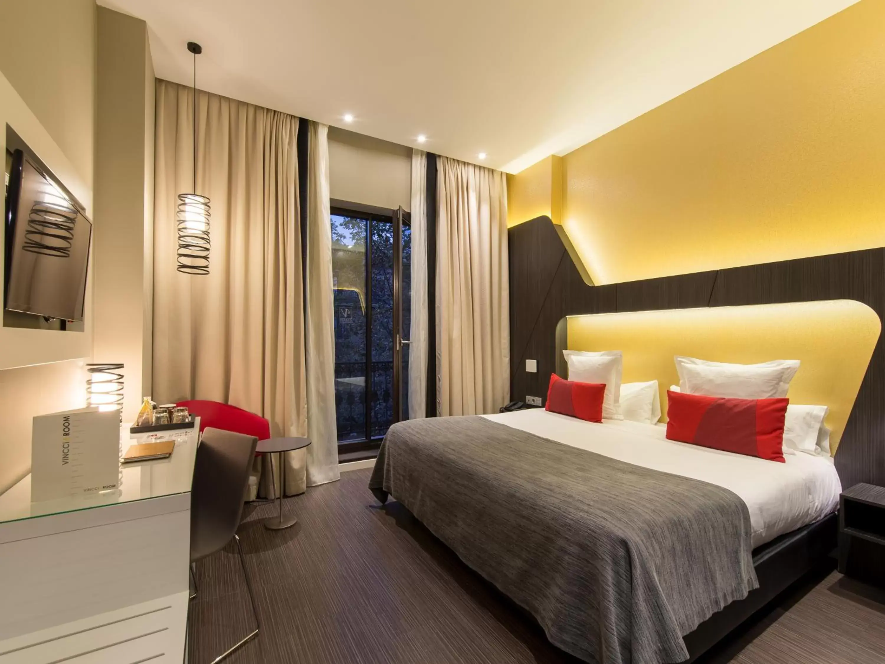 Basic Double Room in Vincci Gala Basic Double Room in Vincci Gala