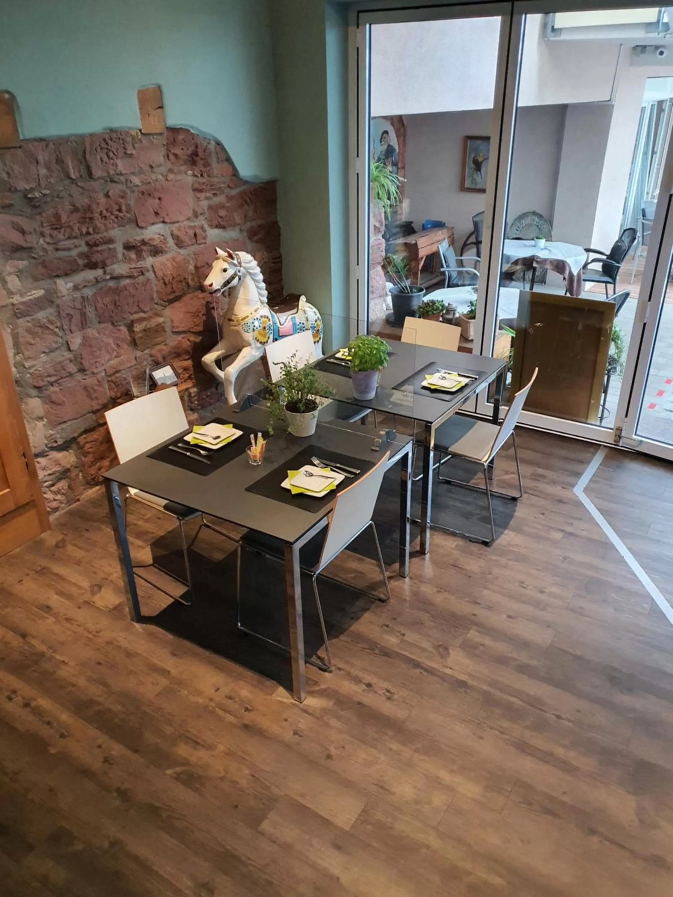 Breakfast in Burgers Hotel