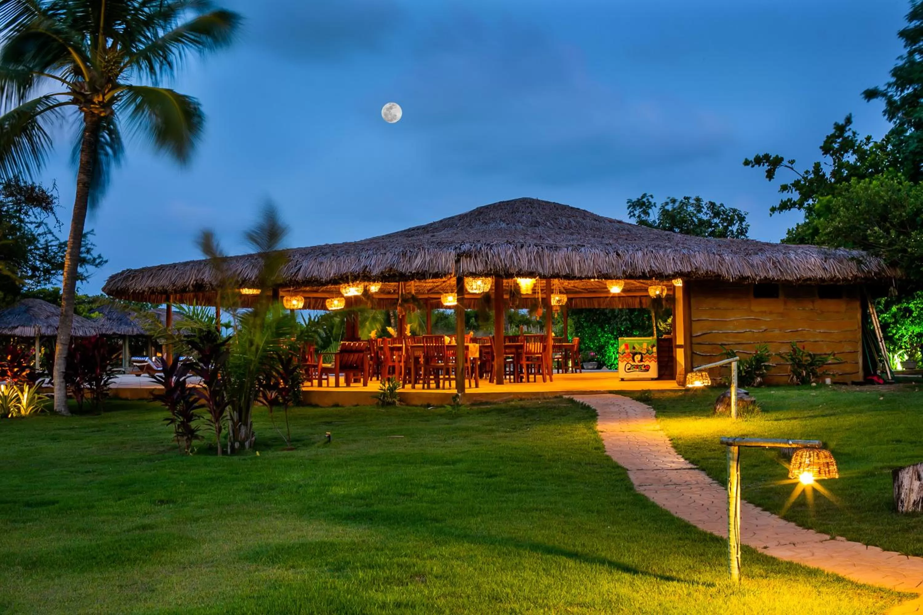 Restaurant/places to eat, Garden in Kauli Seadi Beach Hotel