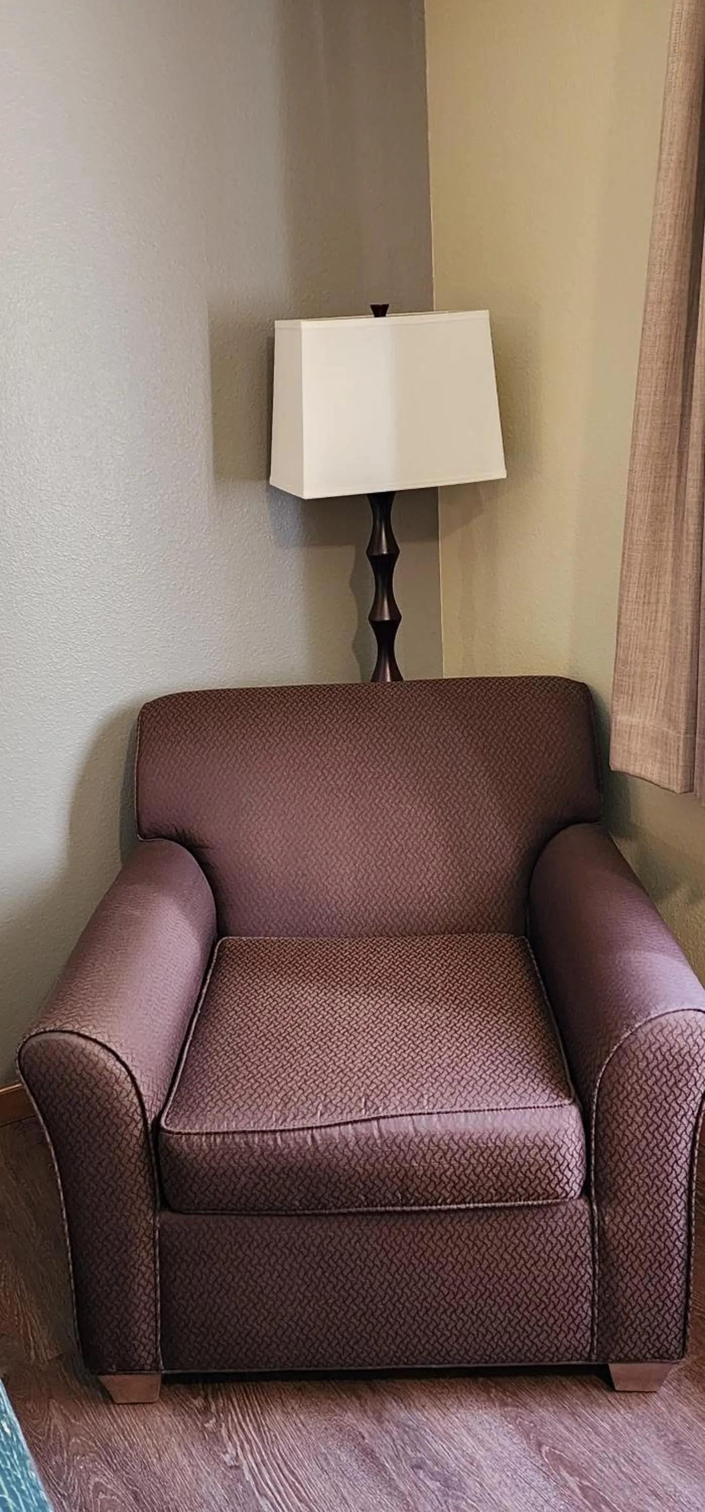 Seating area in Nisqually Lodge