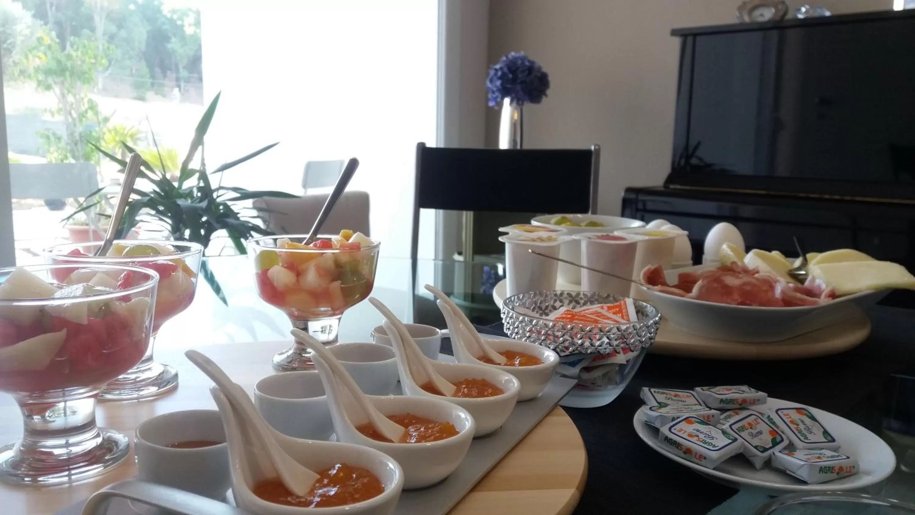 Buffet breakfast in B&B Sorahnia - Design House