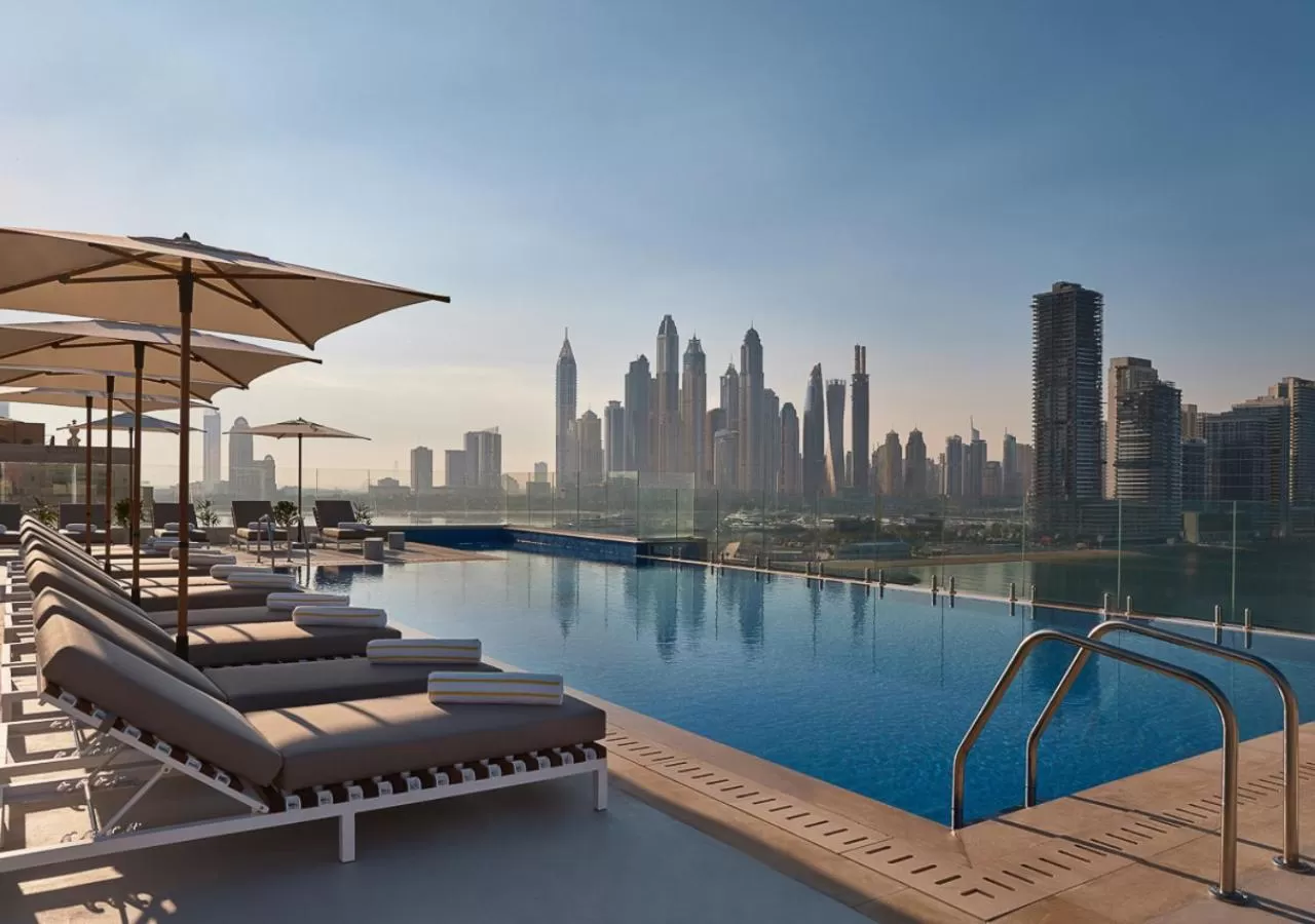 Swimming pool in voco Dubai The Palm by IHG